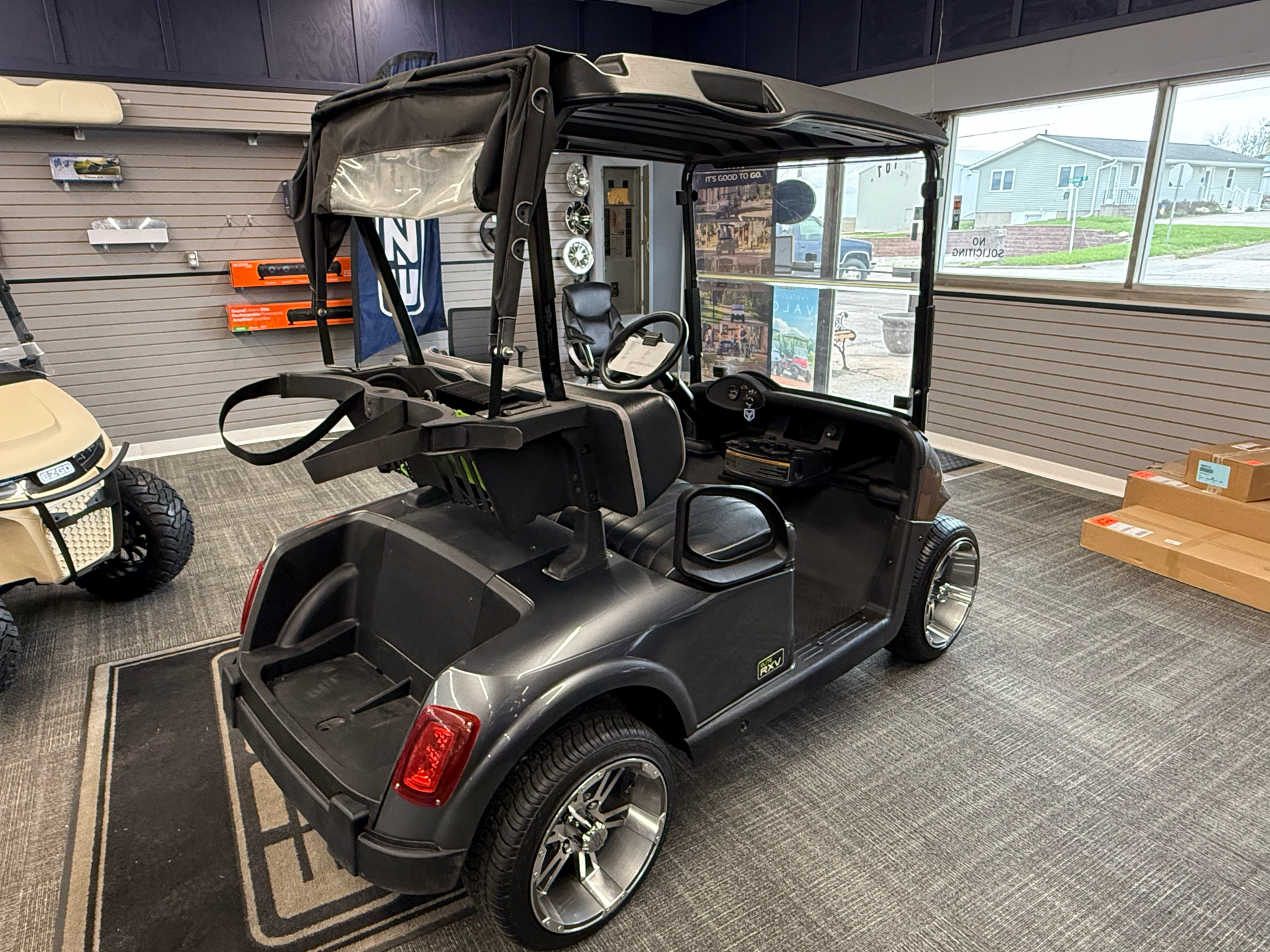 2021 EZGO Freedom photo 6