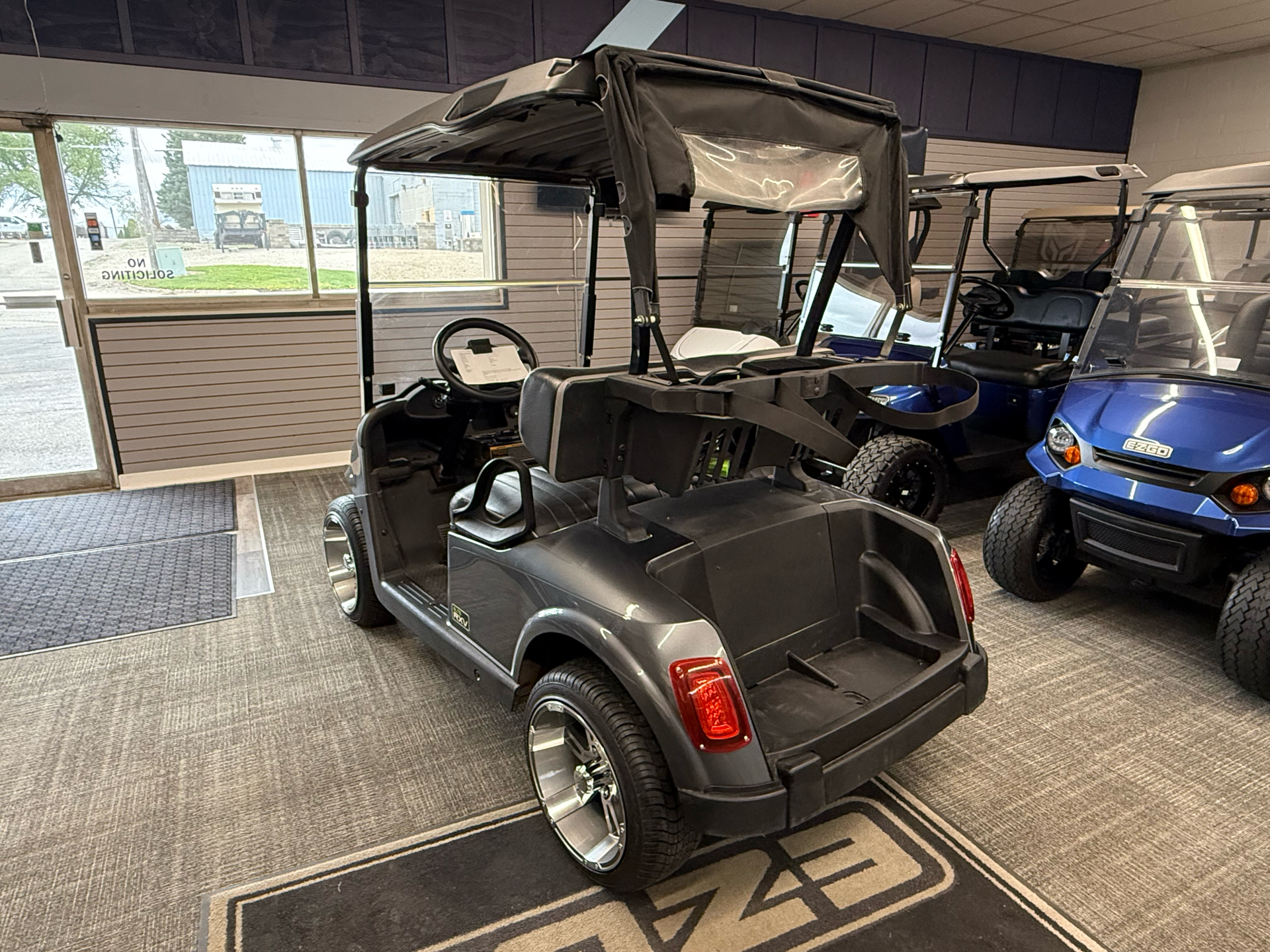 Used 2021 E-Z-GO Freedom RXV ELiTE 2.0, Dysart IA | Specs, Price