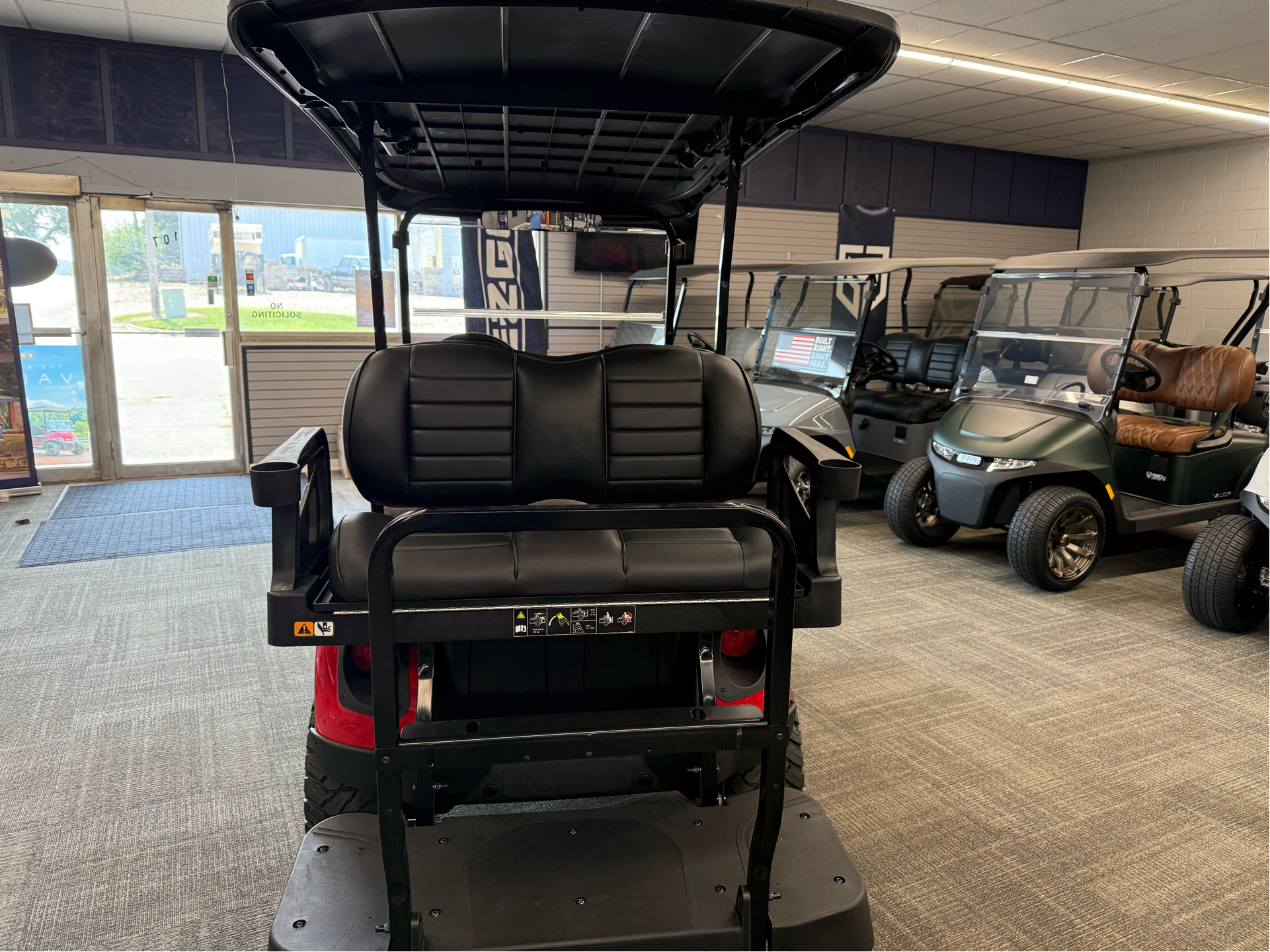 2026 EZGO Express photo 3