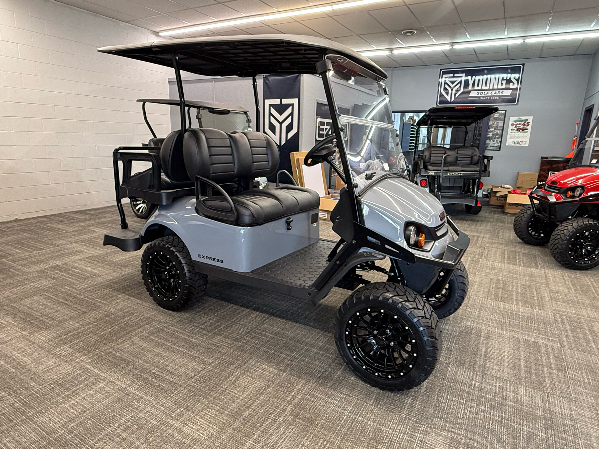 New 2026 E-Z-GO Express 4 Adventure 13.5 Gas, Dysart IA | Specs