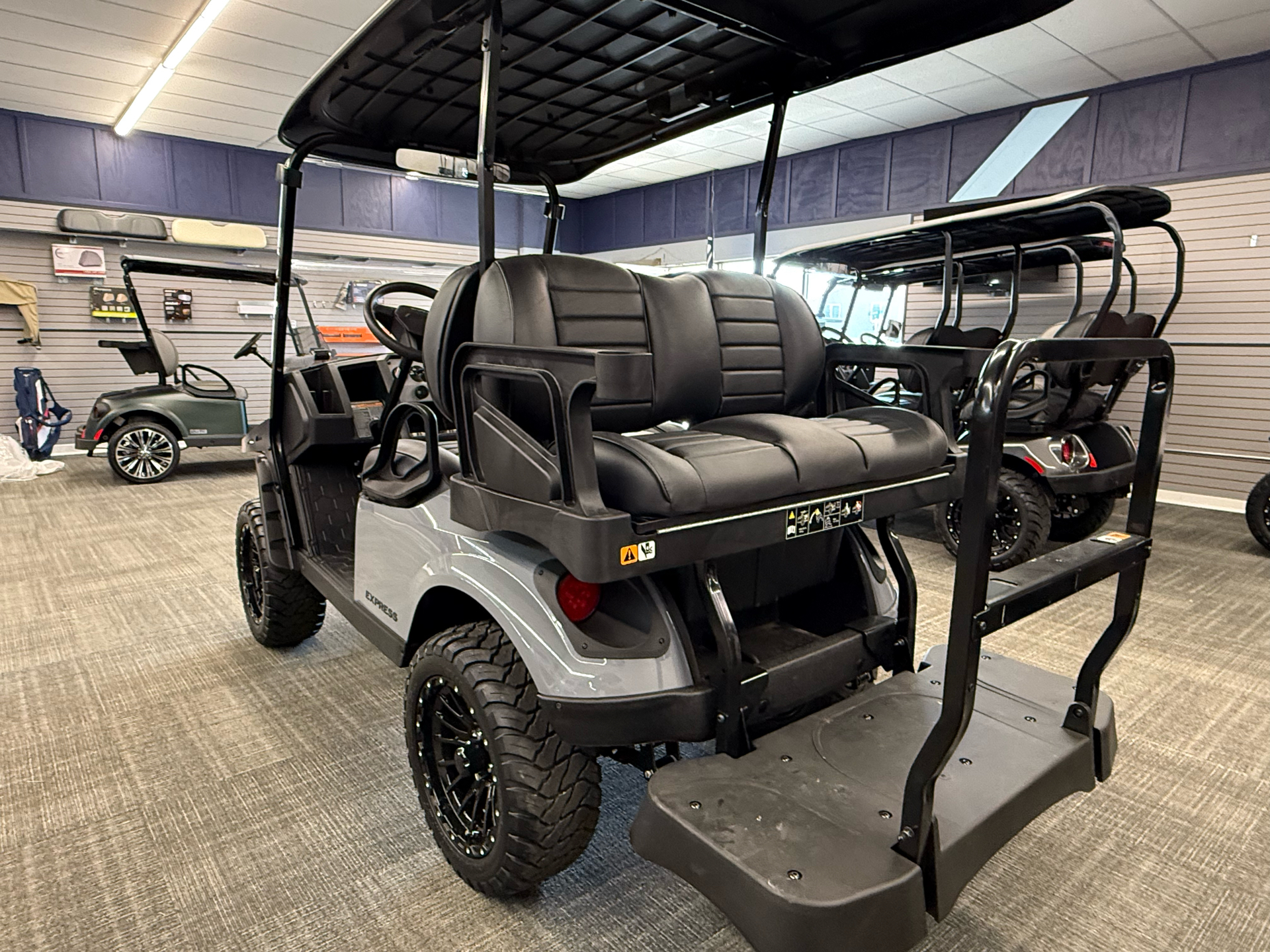 New 2026 E-Z-GO Express 4 Adventure 13.5 Gas, Dysart IA | Specs