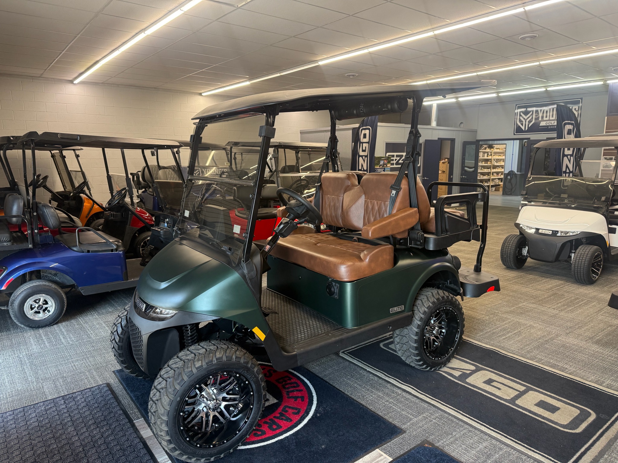 2026 EZGO RXV photo 2