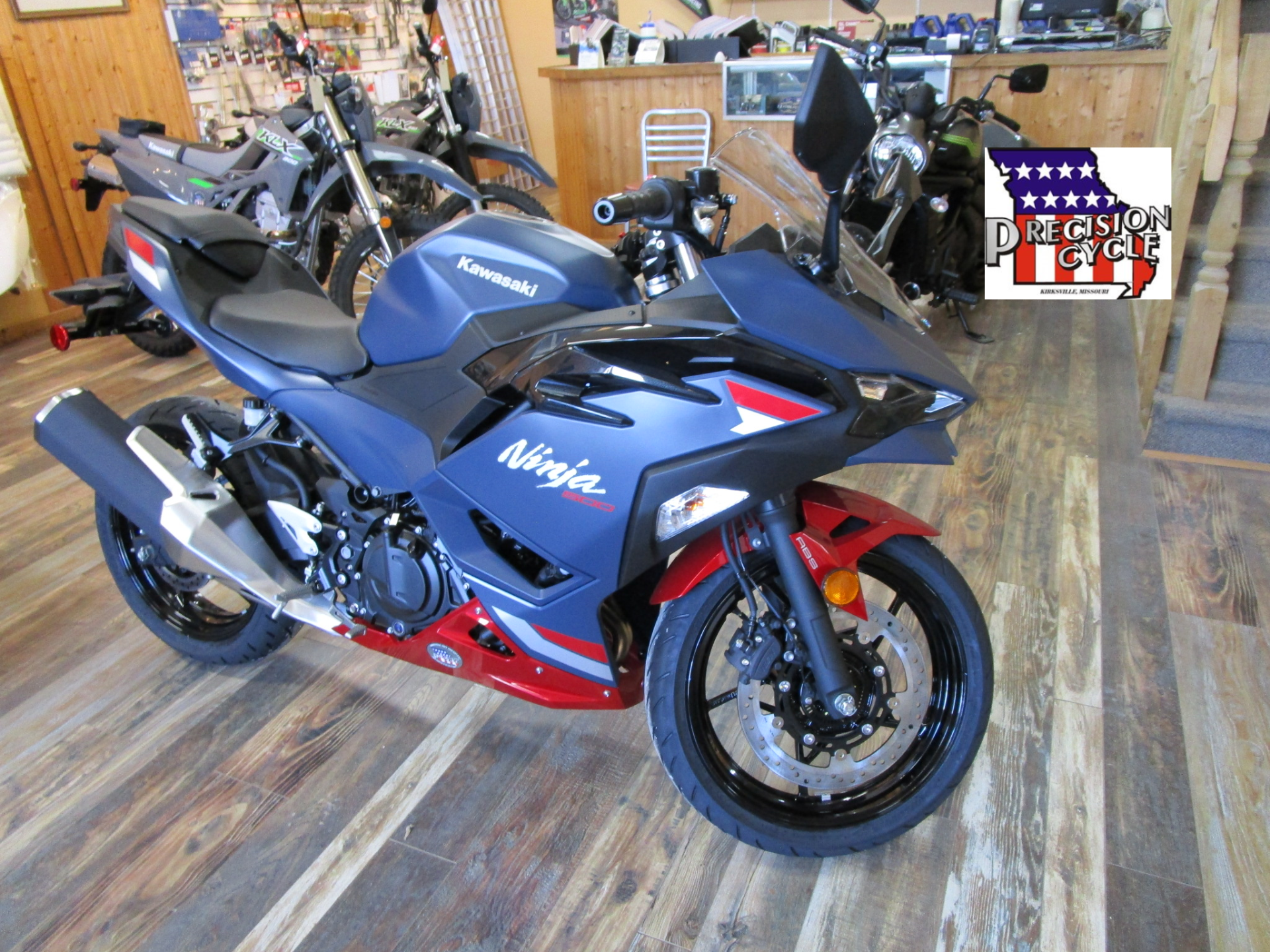 2026 Kawasaki Ninja® 500 ABS 1