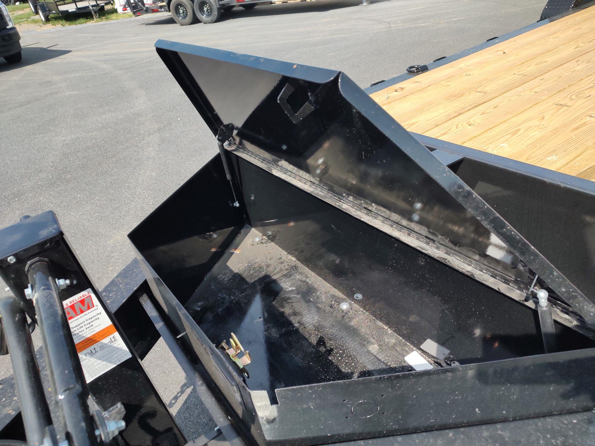 New 2025 Diamond C Trailers 20x82 HEQ Baseline Equipment Trailer 16K ...