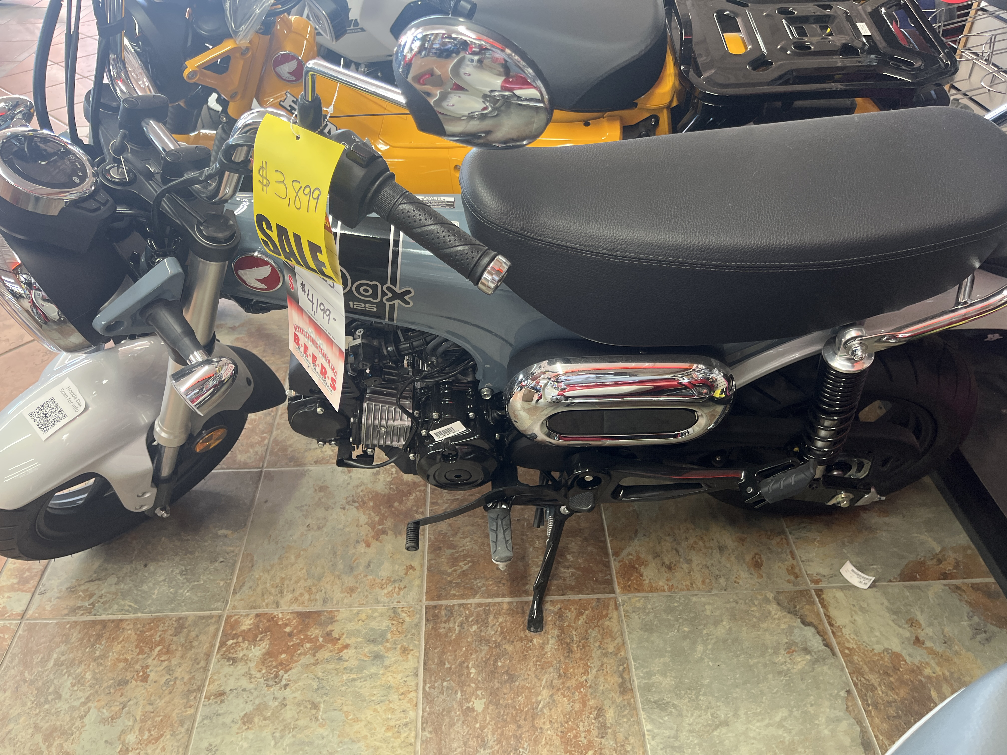 2025 Honda Dax 125 1