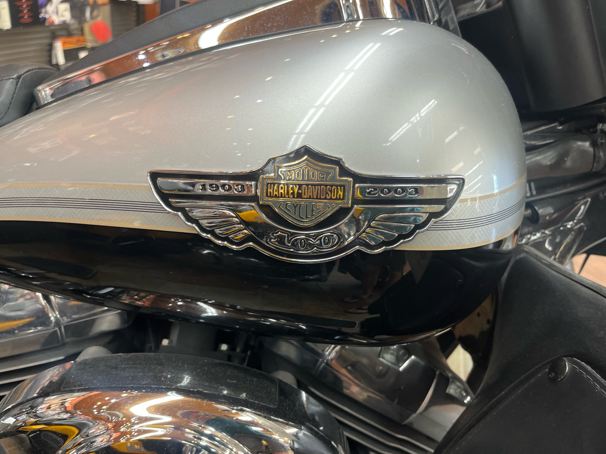 2003 Harley-Davidson FLHTCUI Ultra Classic® Electra Glide® 2