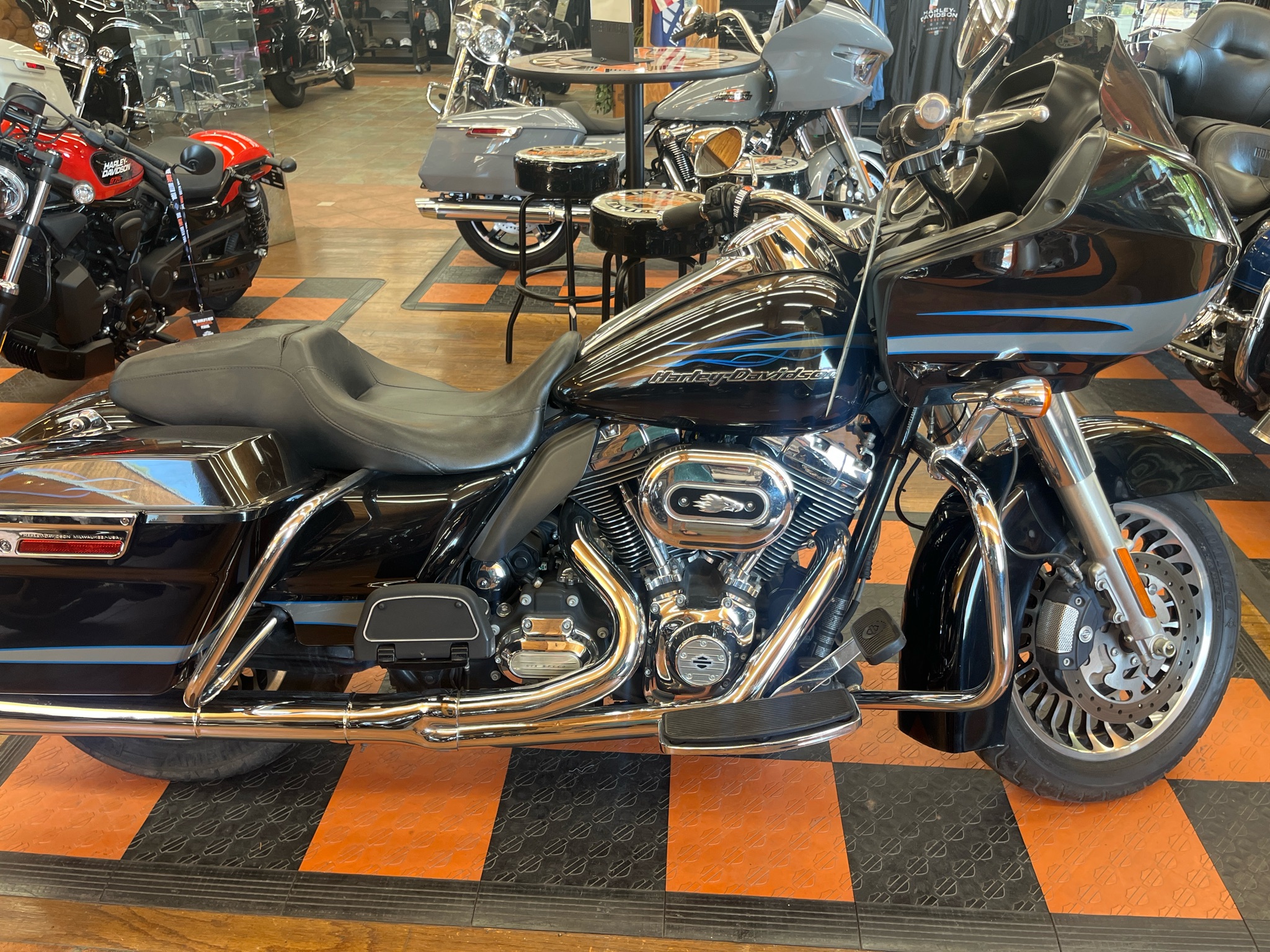 2013 Harley-Davidson Road Glide® Ultra 1