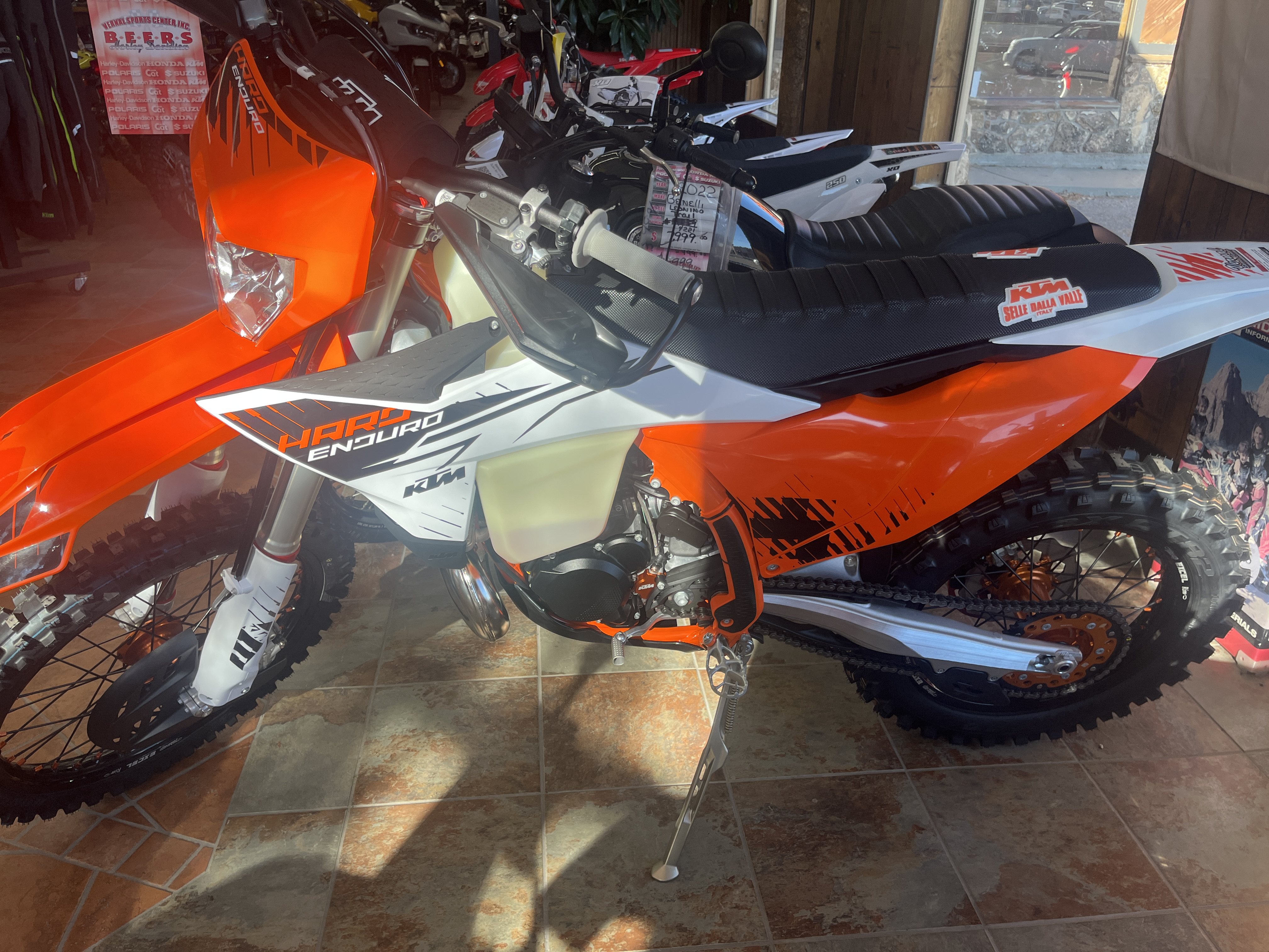 KTM 250EXC改300cc 返納書あり New 2024 KTM 300 XC Orange | Motorcycles in La Marque, TX
