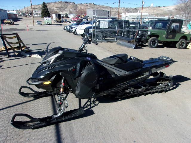 2024  Shredder RE 3900 850 E-TEC Turbo R PowderMax X-Lig 1
