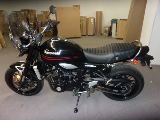 2024 Kawasaki Z900RS ABS 1