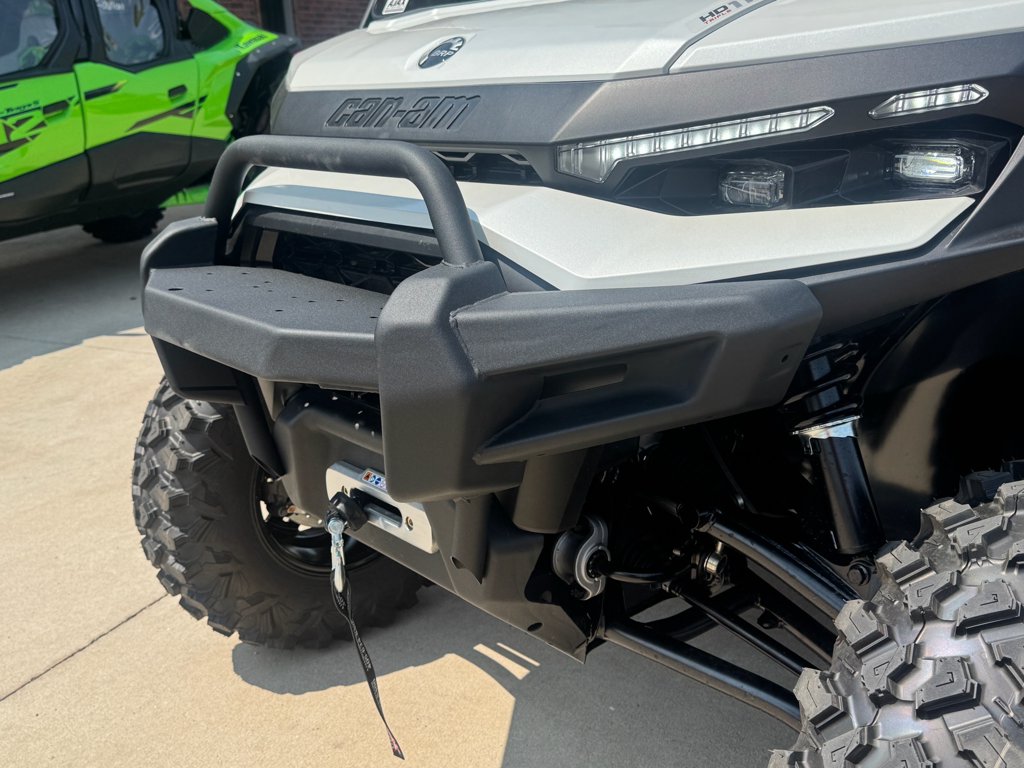 2026 Can-Am™ Defender MAX Limited HD11 12
