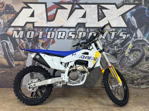 2027 Husqvarna FC 250 — photo 1 of 21