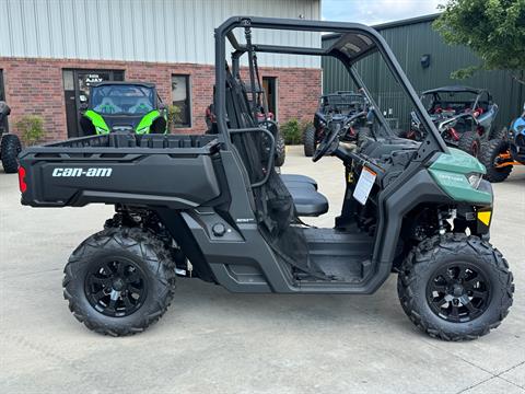 2026 Can-Am Defender DPS HD7 — photo 1 of 17