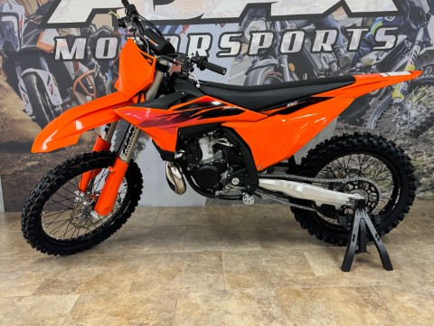 2027 KTM 250 SX — photo 1 of 17