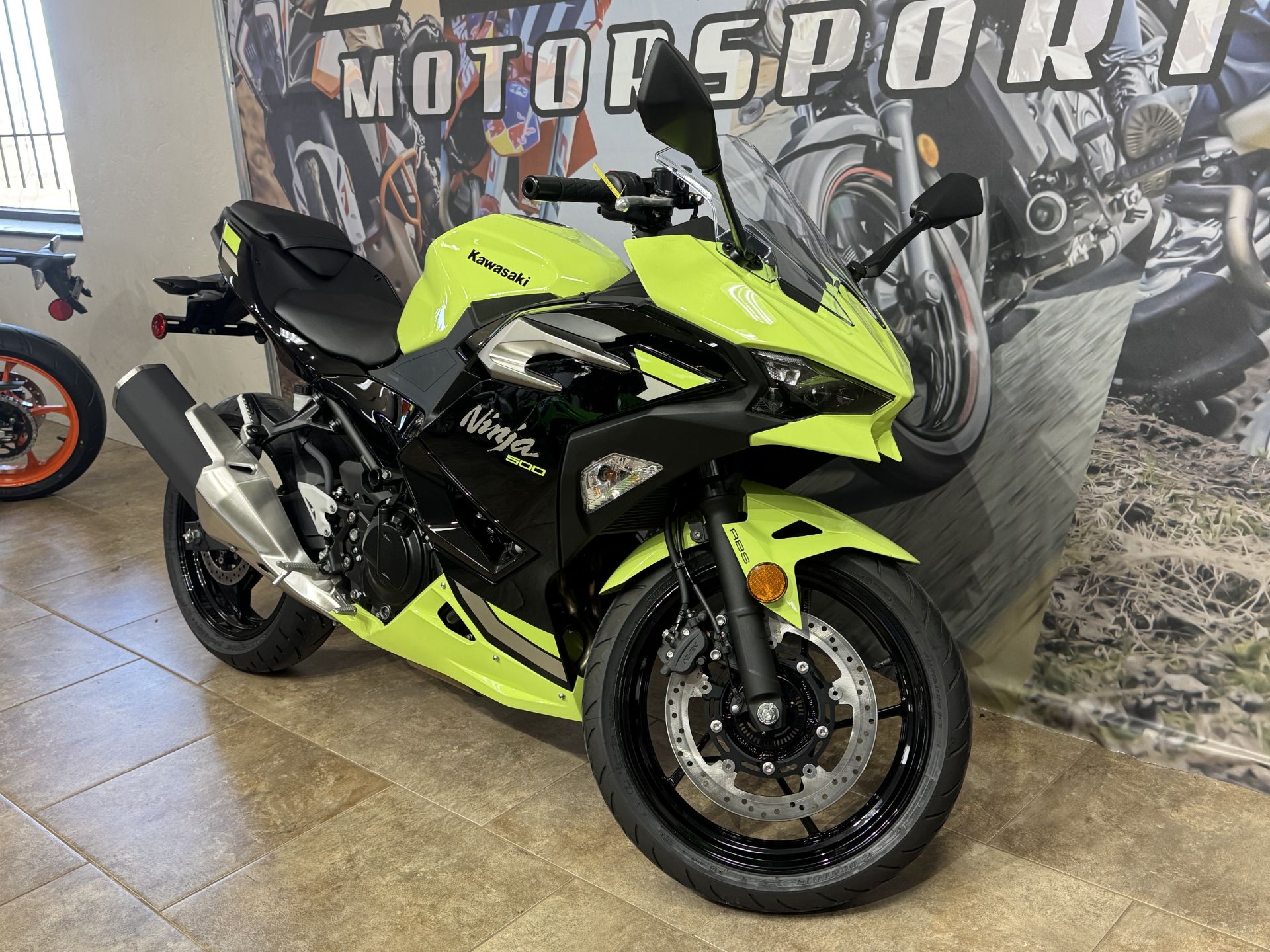 2026 Kawasaki Ninja® 500 ABS 5