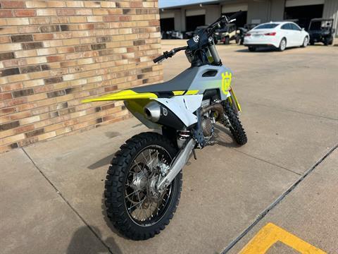 2024 Husqvarna FC 350 in Oklahoma City, Oklahoma - Photo 2