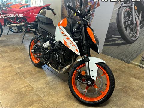 New 2024 KTM 250 Duke Motorcycles in Oklahoma City, OK | Stock
