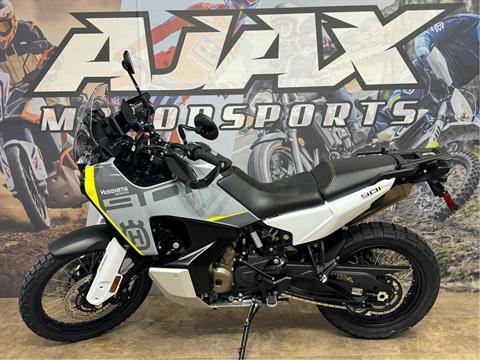 2025 Husqvarna Norden 901