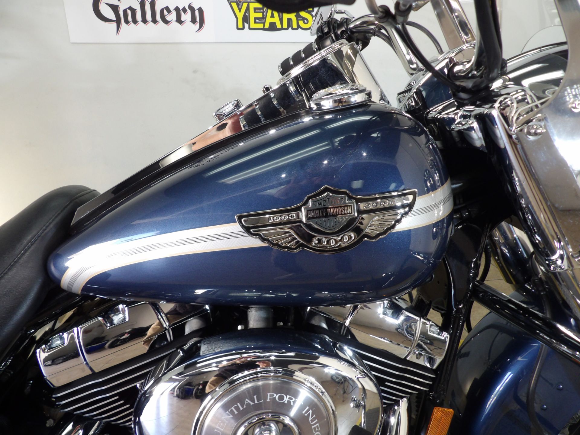 2003 Harley-Davidson FLHRCI Road King® Classic 11