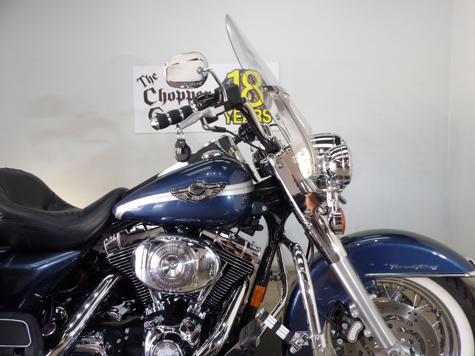 2003 Harley-Davidson FLHRCI Road King® Classic 7