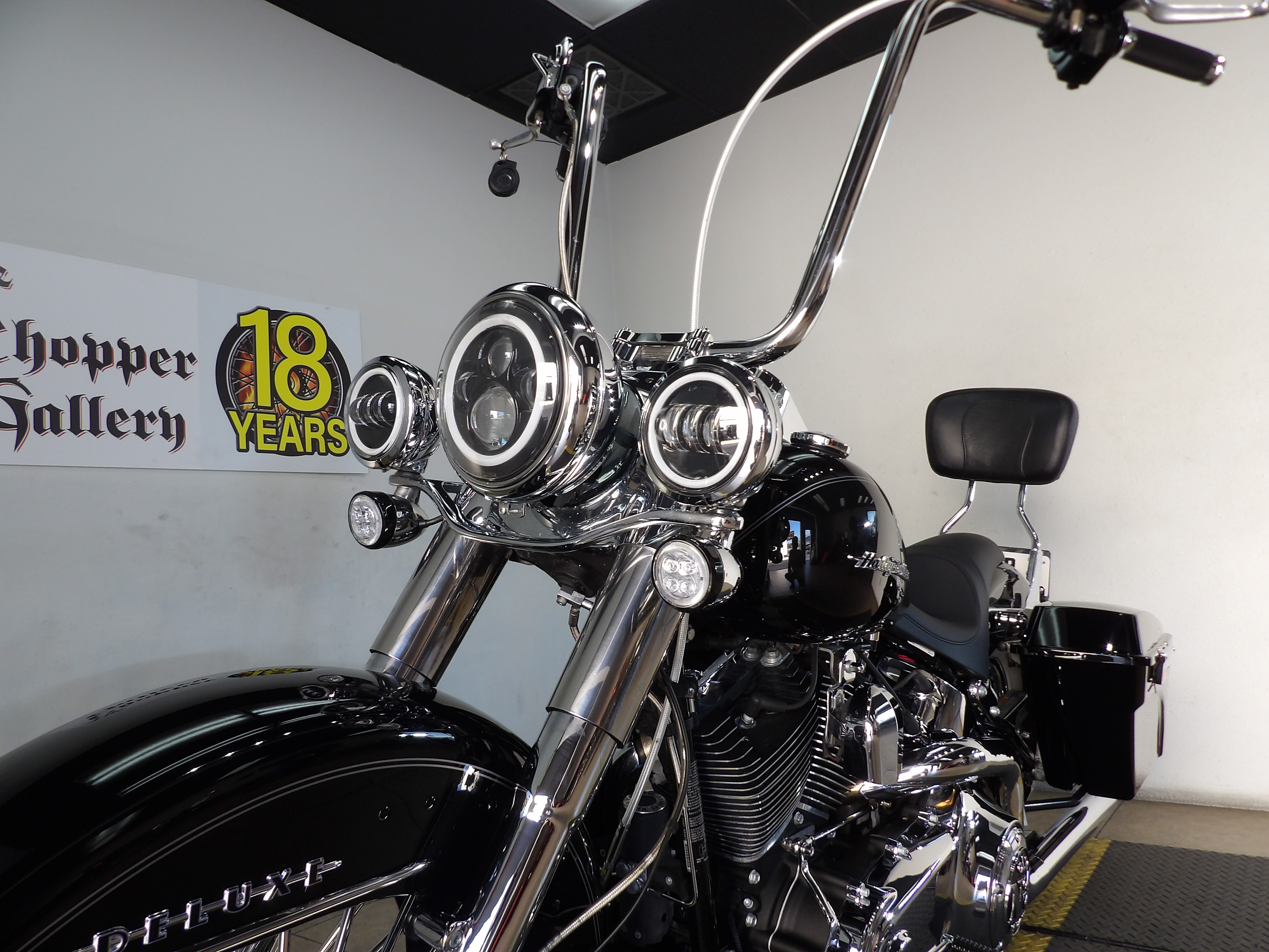 2017 Harley-Davidson Softail® Deluxe 8