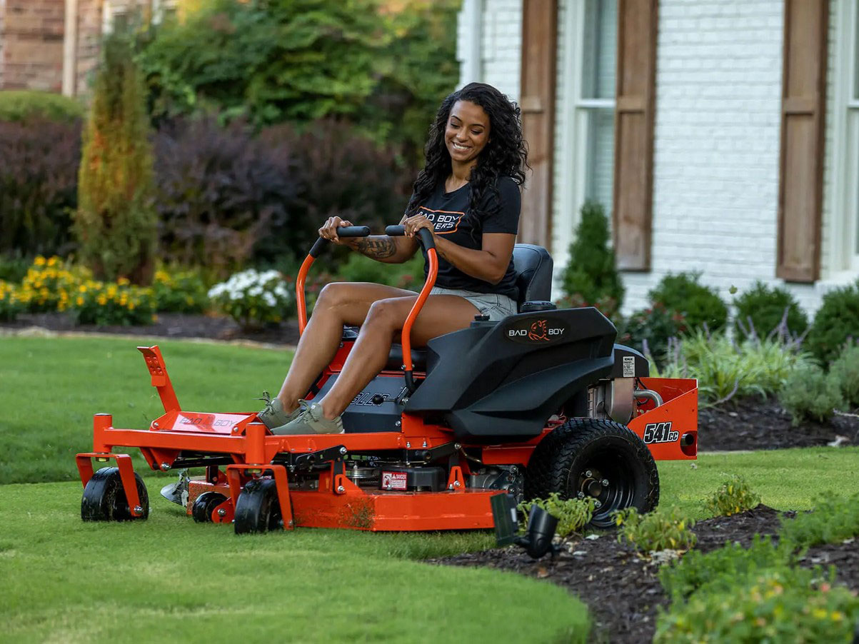 Rolly BAD BOY TRIGGERED BY THE YOUTH￼ Bad Boy MZ Rambler Zero-Turn Mower | Superior Equipment