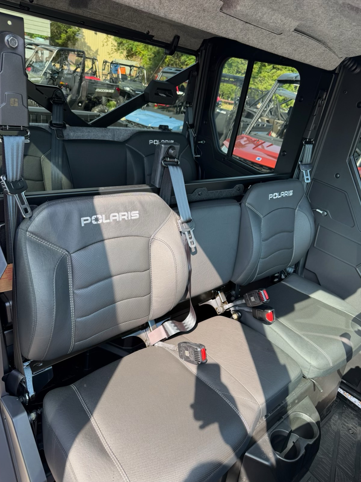 2027 Polaris Ranger photo 2