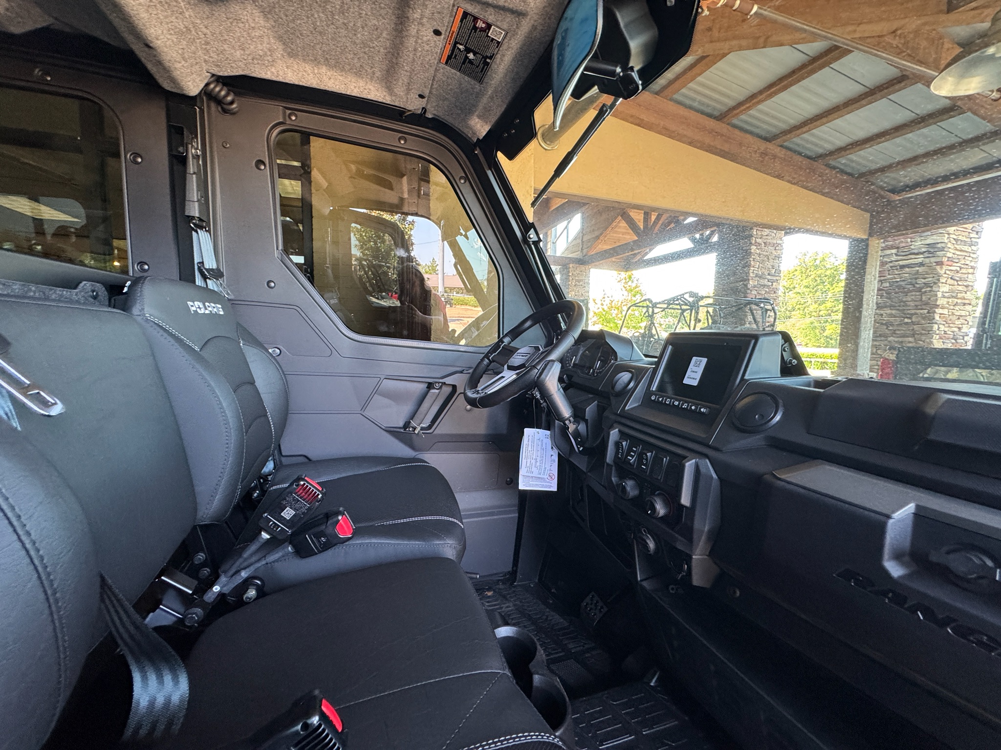 2027 Polaris Ranger photo 2