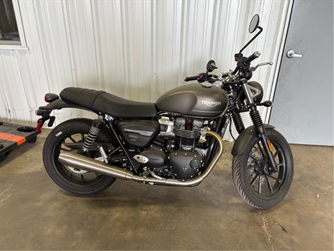 TRIUMPH 新型SPEED TWIN 900 純正シート TRIUMPH 新型SPEED TWIN 900 純正シート TRIUMPH 新型SPEED TWIN 900