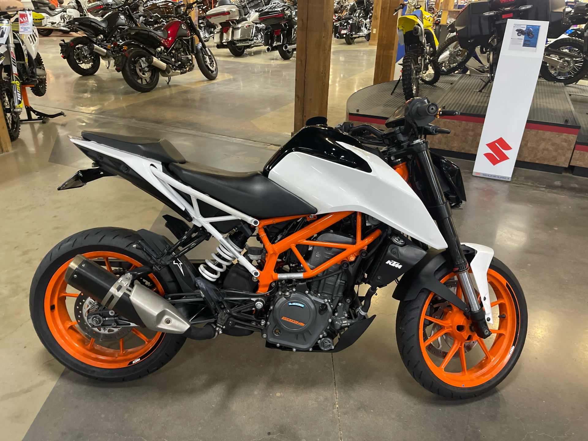 Used 2019 KTM 390 Duke, Ridgeland MS | Specs, Price, Photos