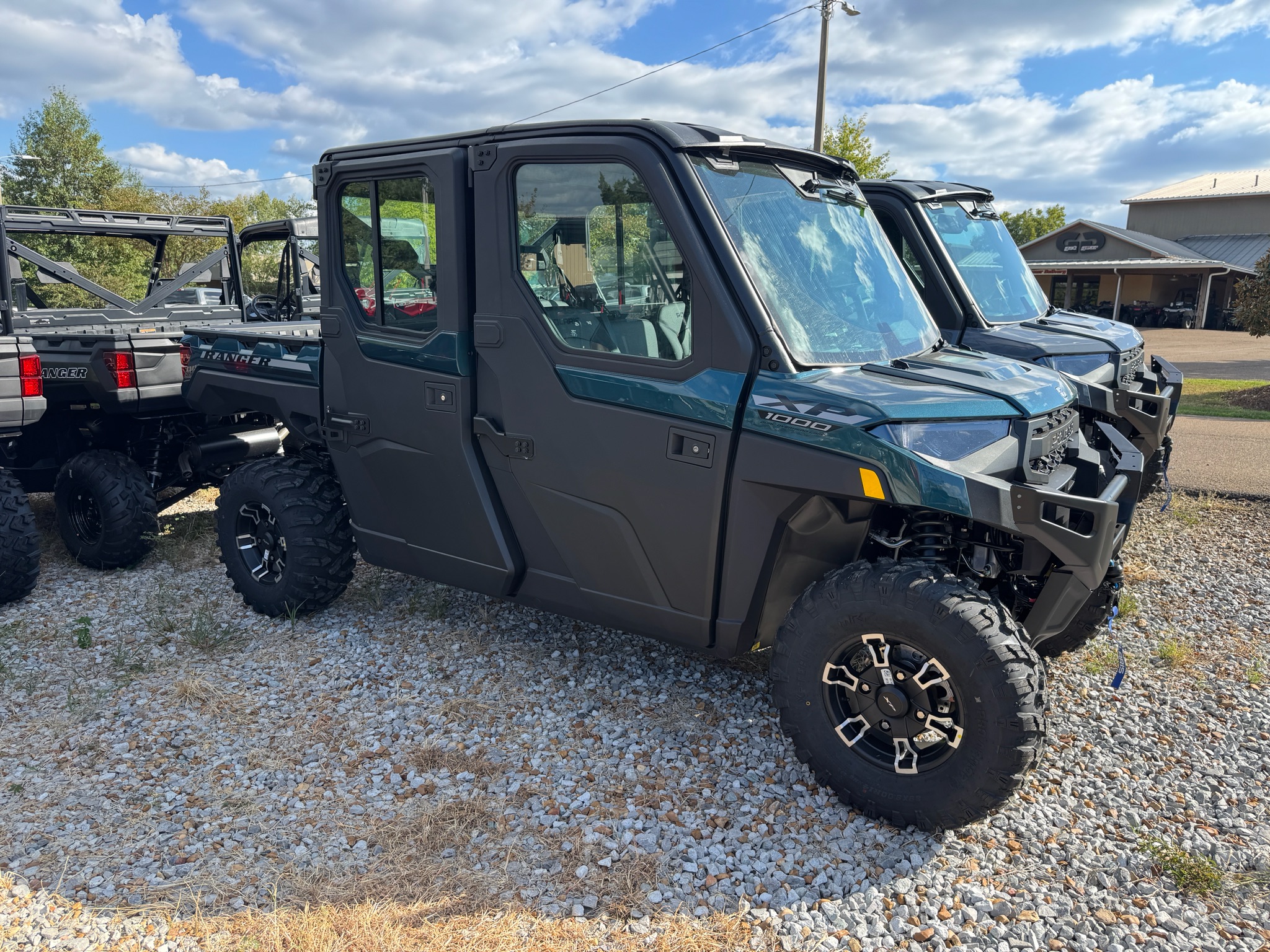 2027 Polaris Ranger photo 2