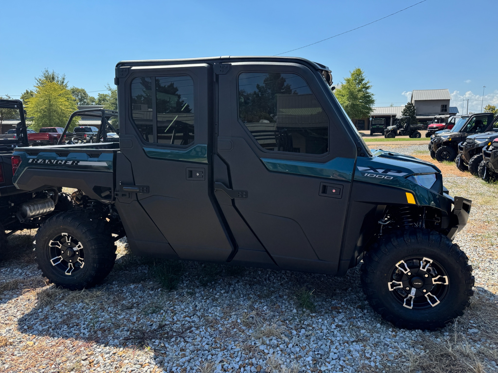 2027 Polaris Ranger photo 3