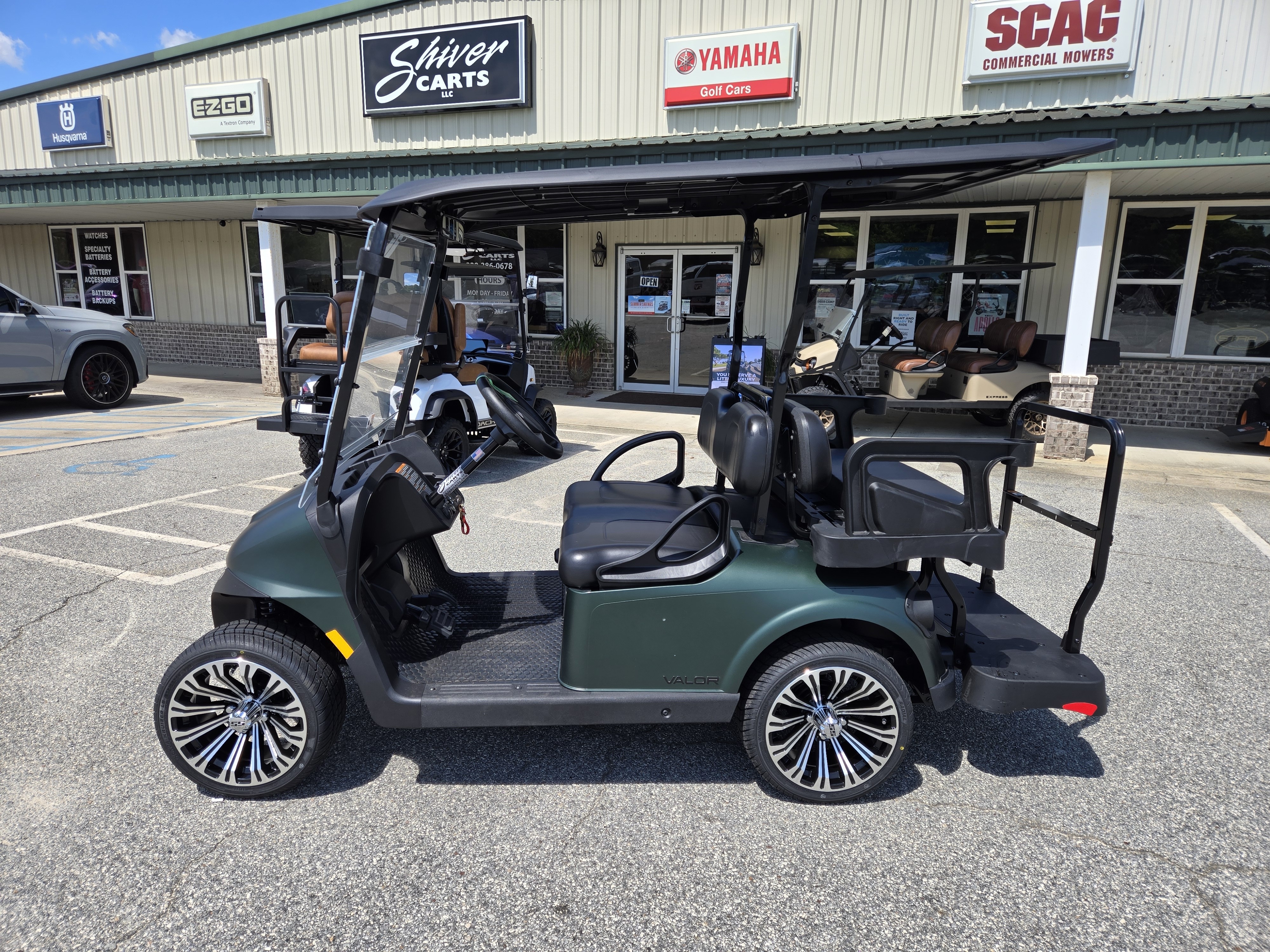 2027 EZGO RXV