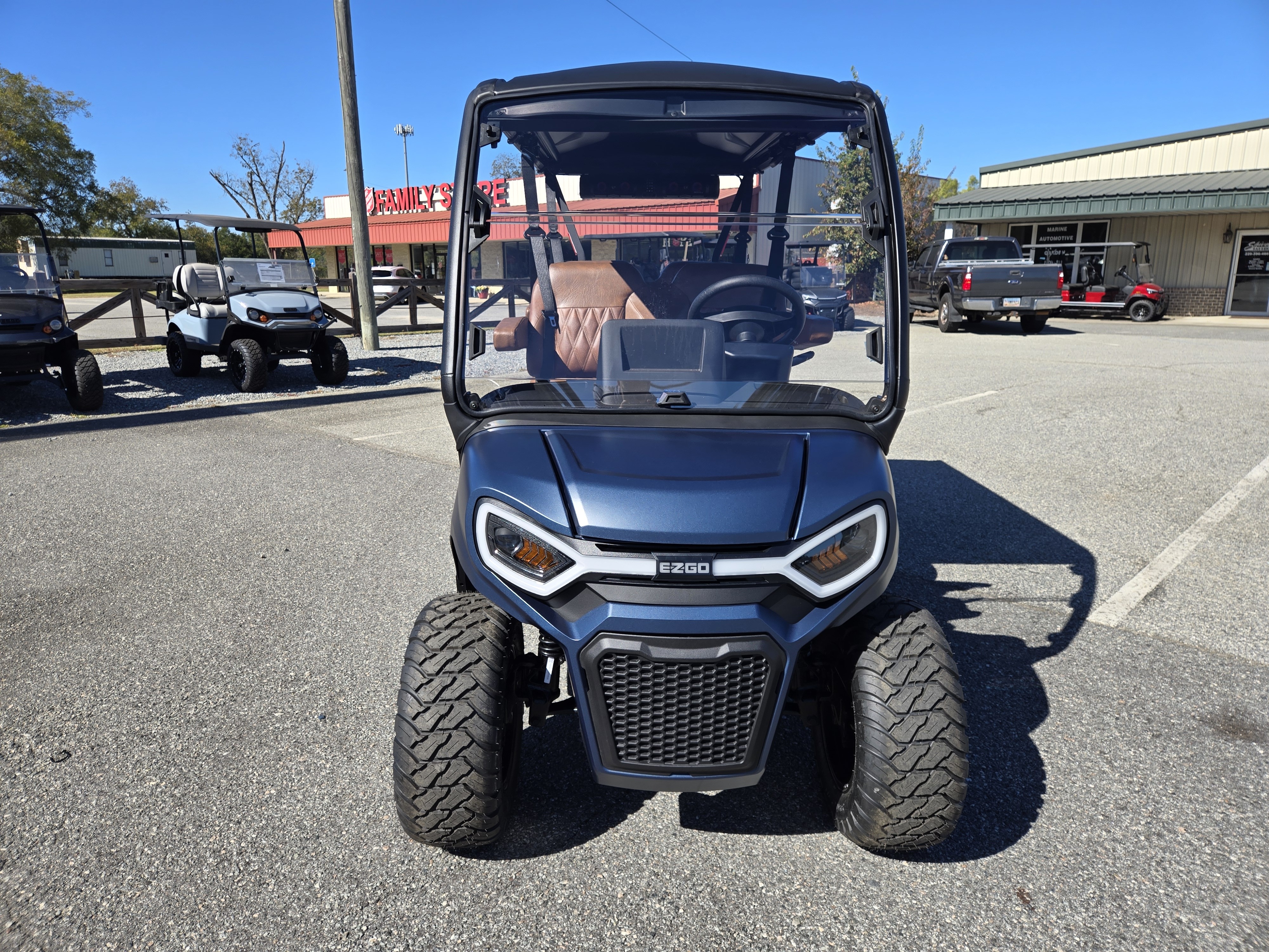 2027 EZGO LIBERTY photo 2