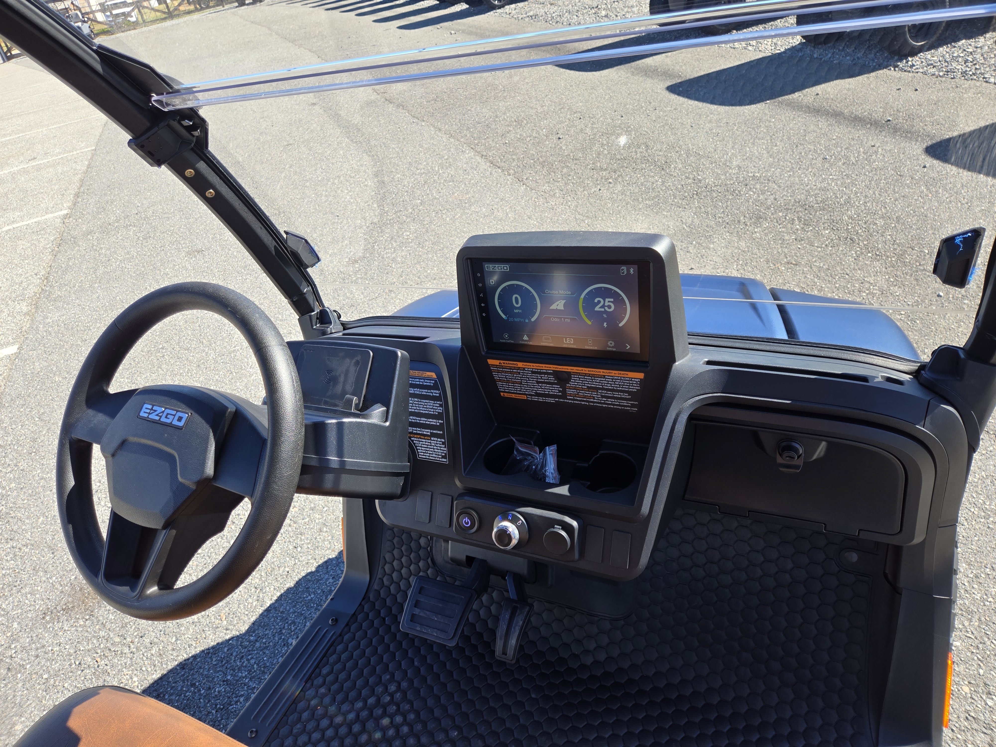 2027 EZGO LIBERTY photo 5