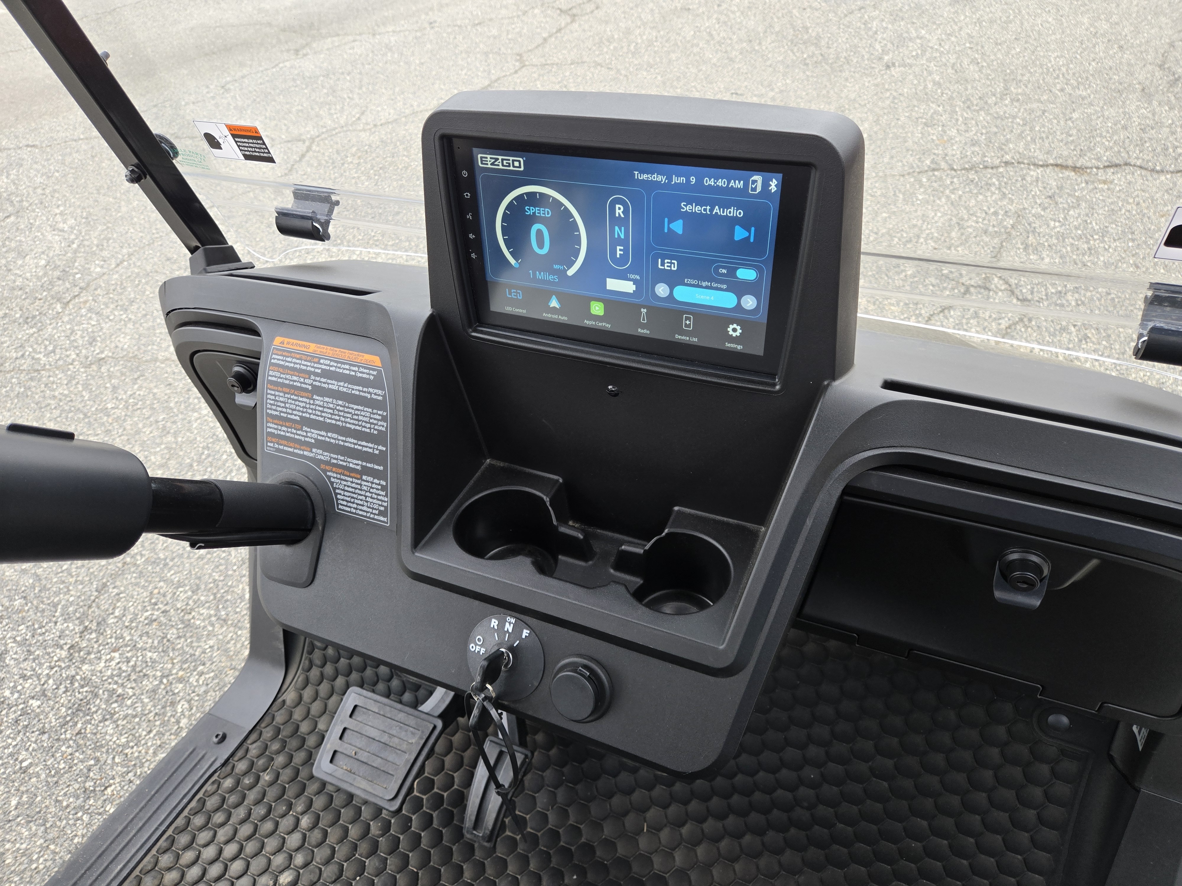 2026 E-Z-GO RXV 4 Summit XT Elite Lithium — photo 5