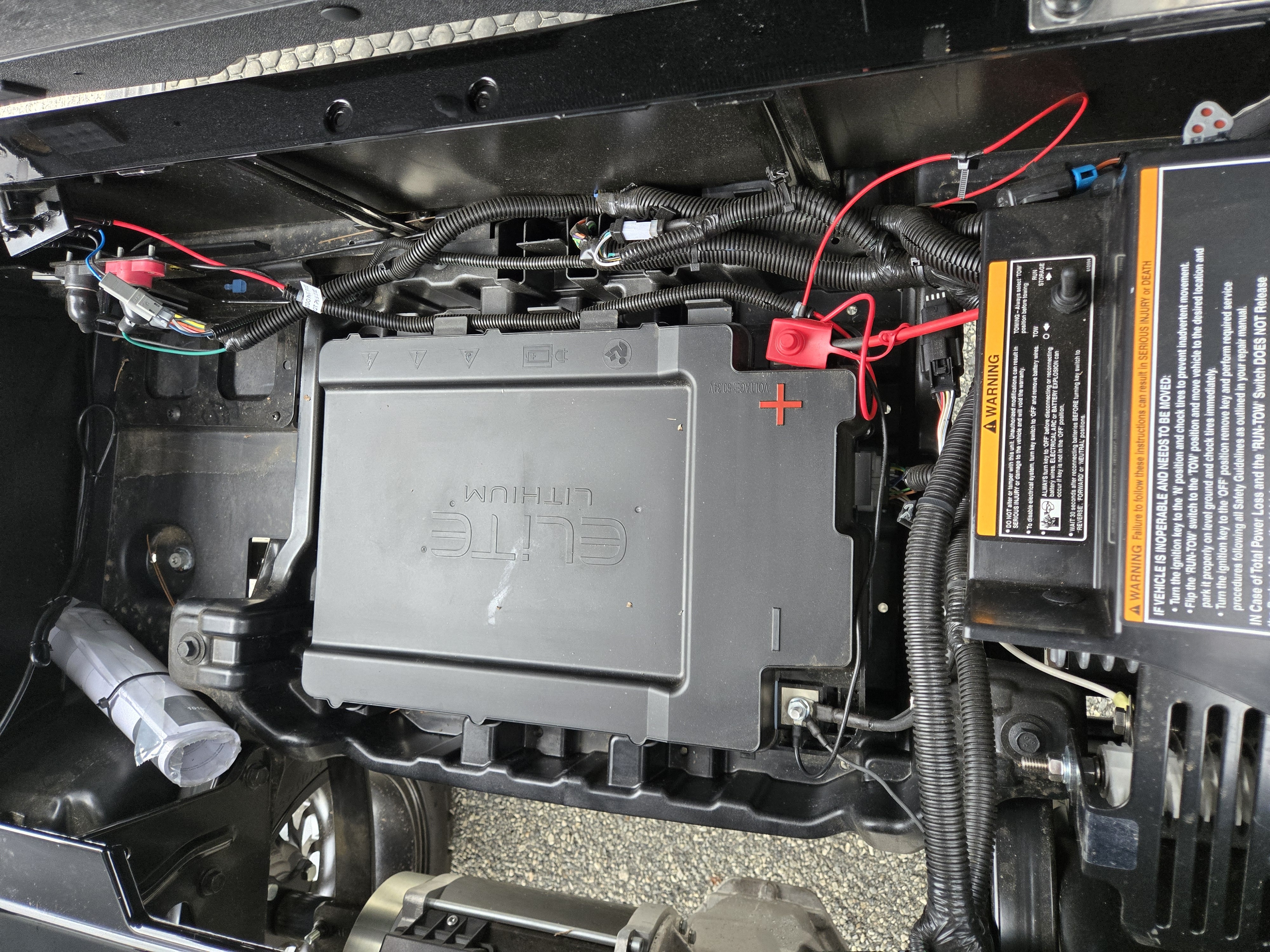 2026 E-Z-GO RXV 4 Summit XT Elite Lithium — photo 6