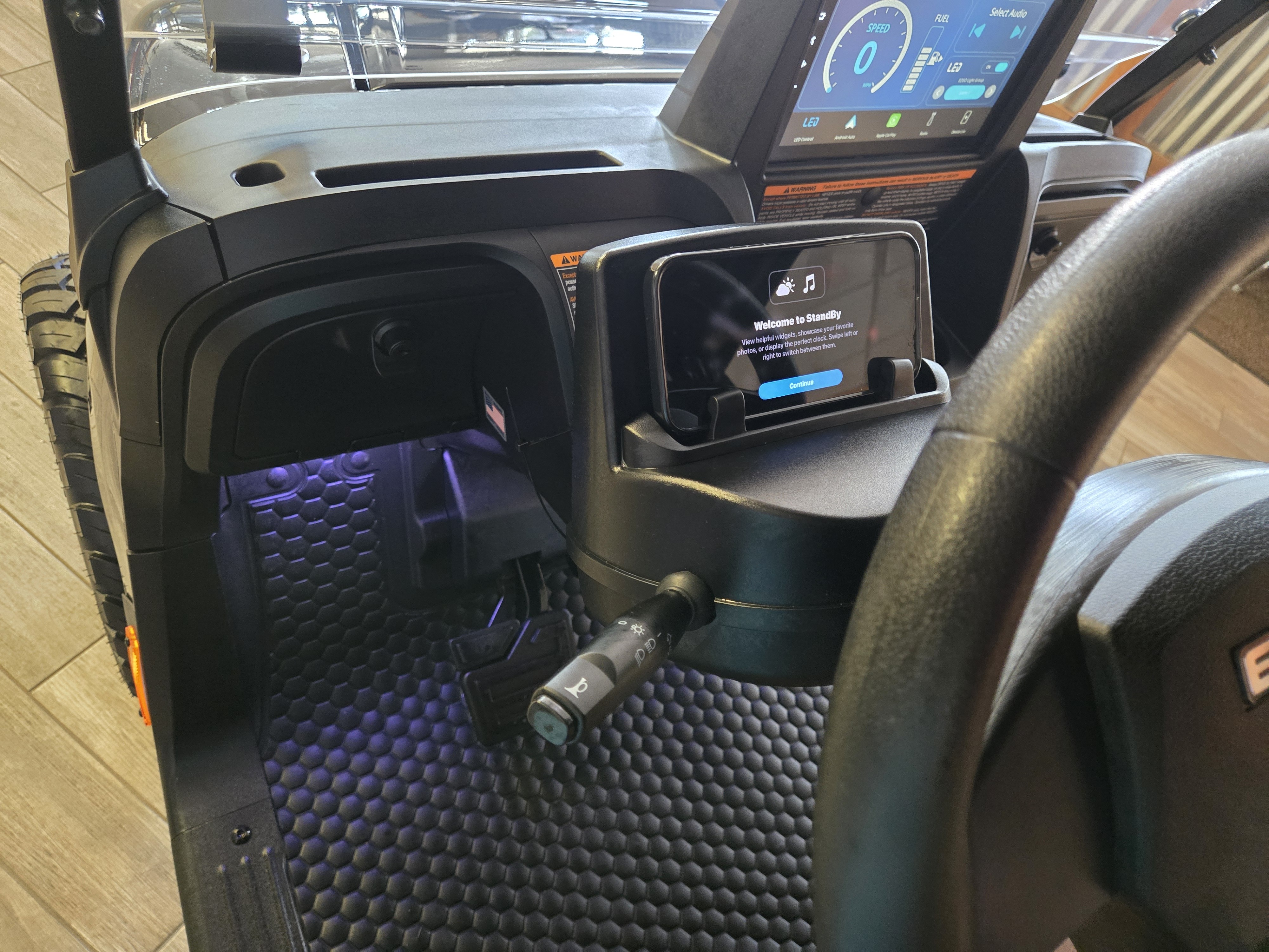 2027 EZGO LIBERTY photo 8