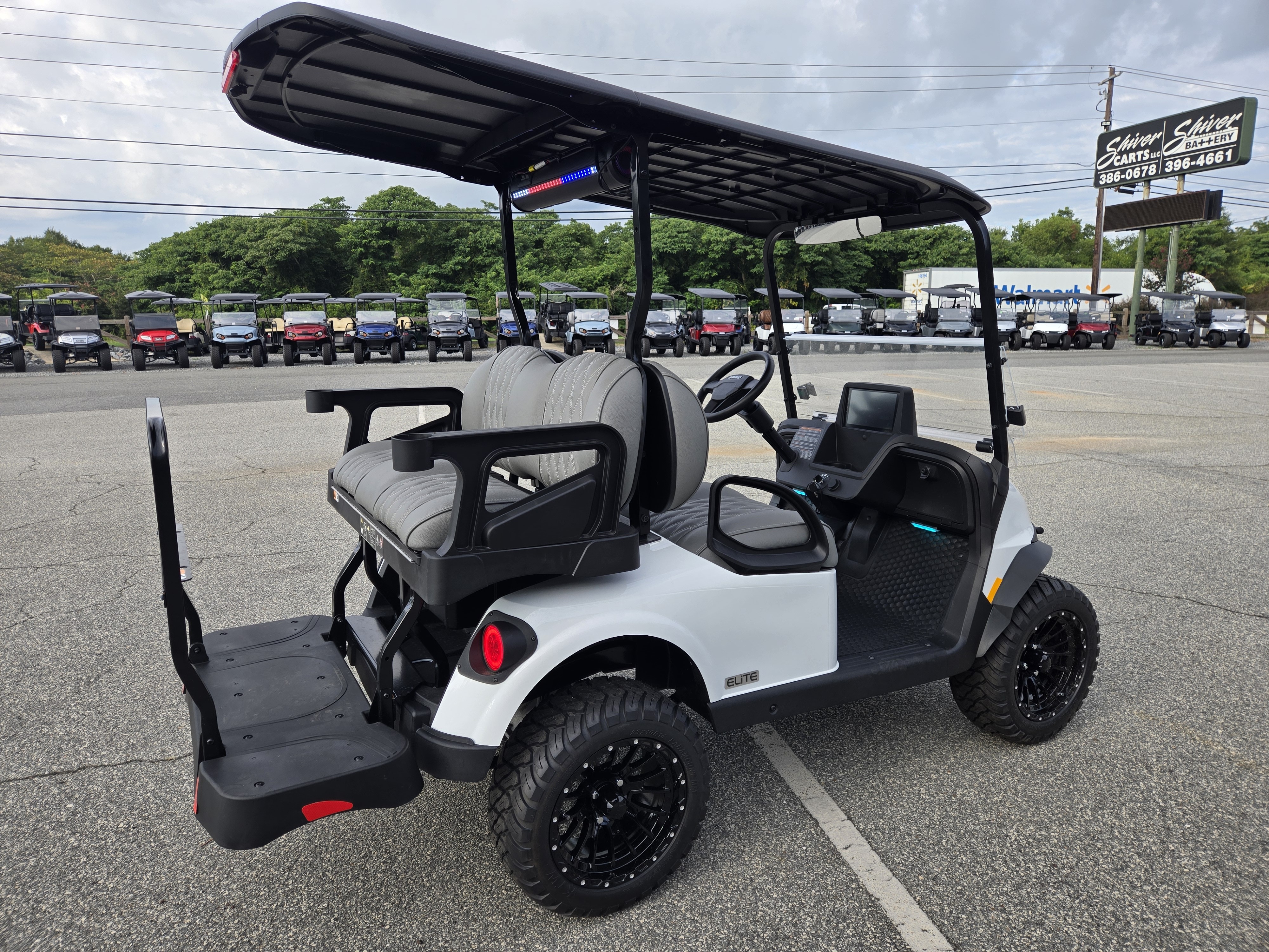 2026 E-Z-GO RXV 4 Summit XT Elite Lithium — photo 3