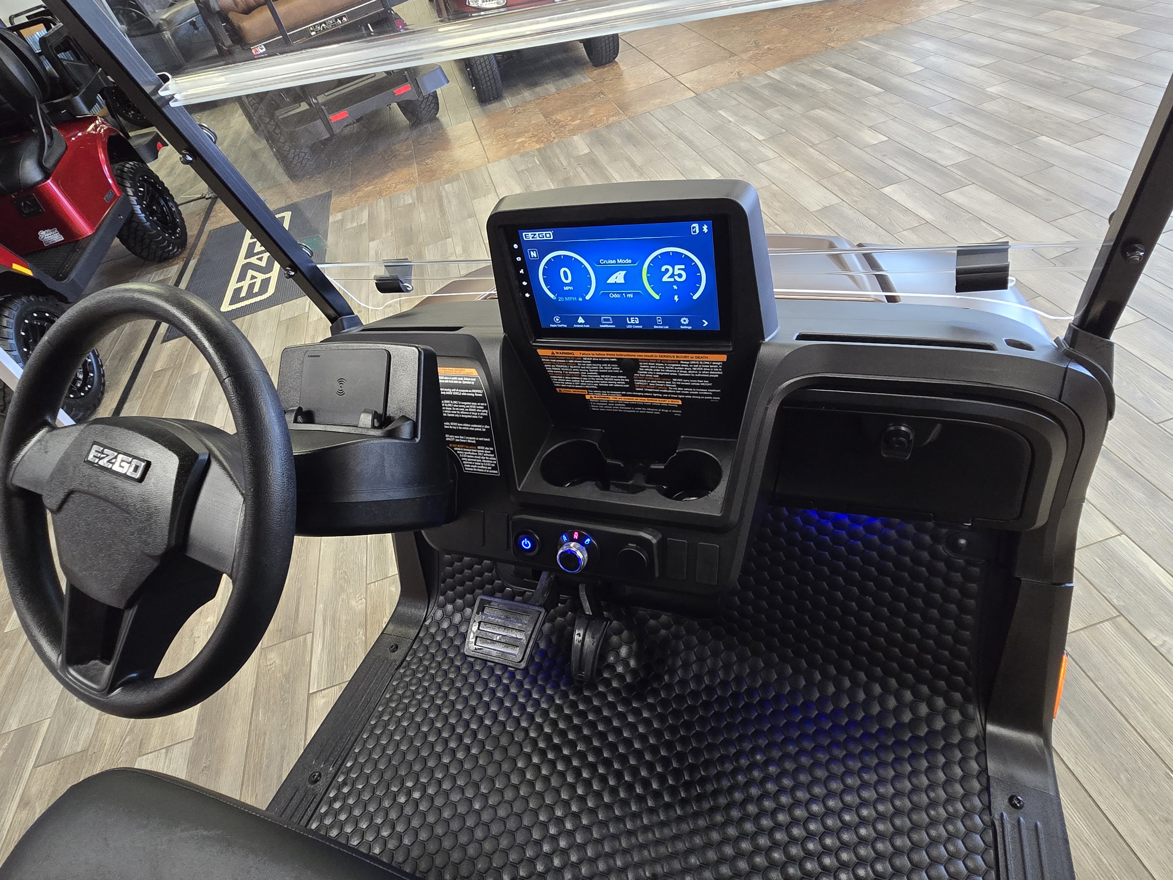 2027 EZGO LIBERTY photo 6