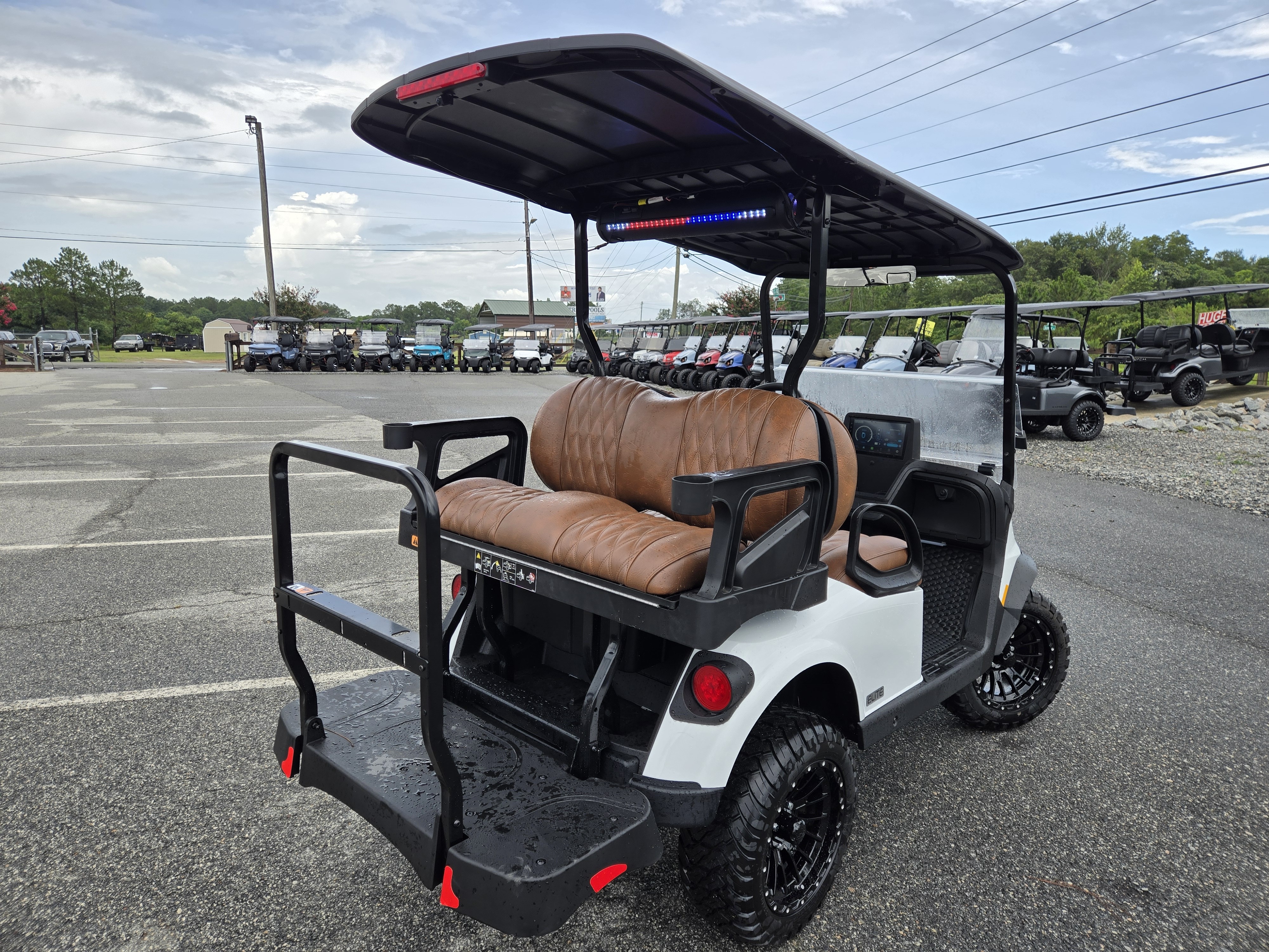 2026 E-Z-GO RXV 4 Summit XT Elite Lithium — photo 3