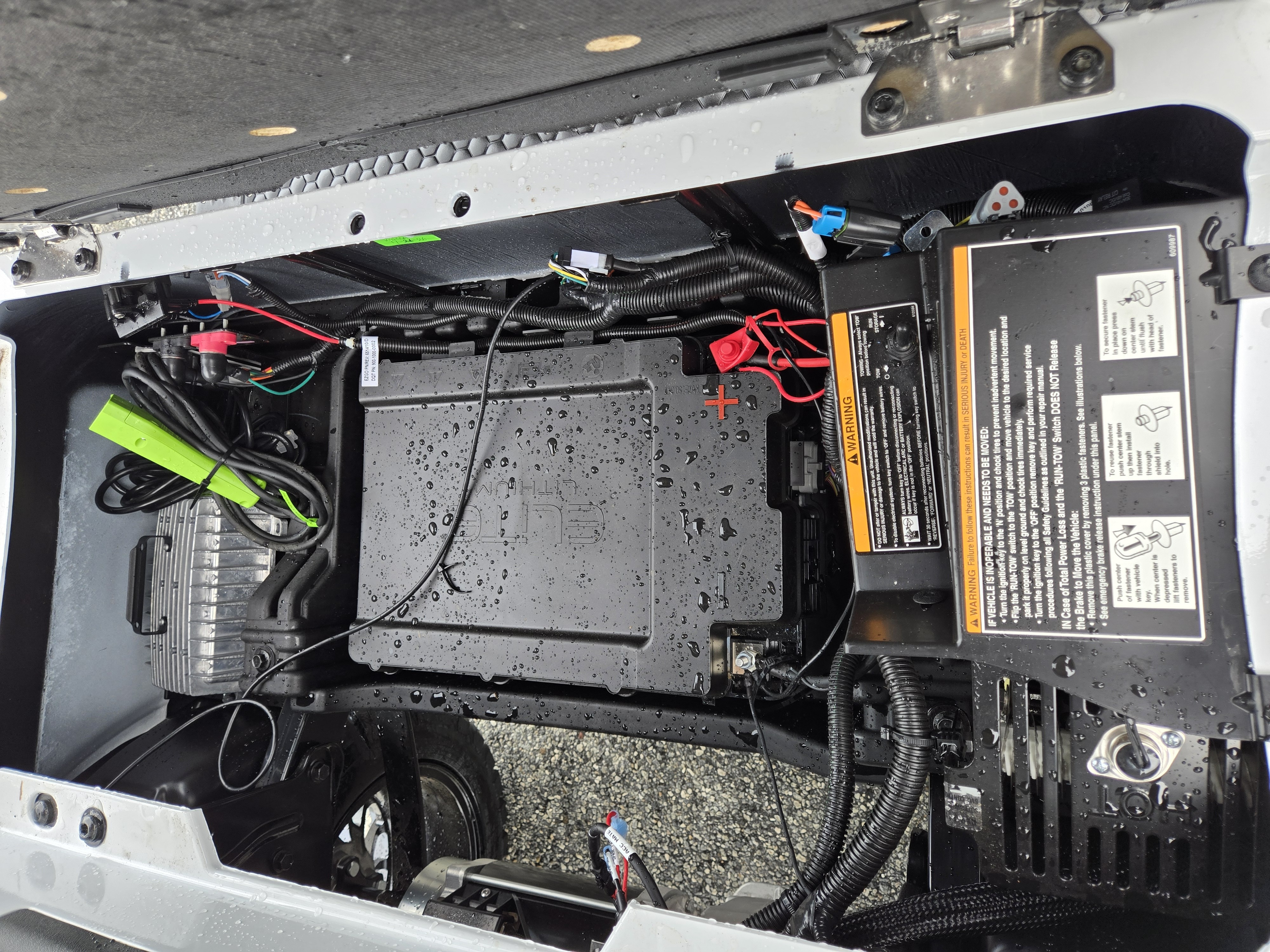 2026 E-Z-GO RXV 4 Summit XT Elite Lithium — photo 7