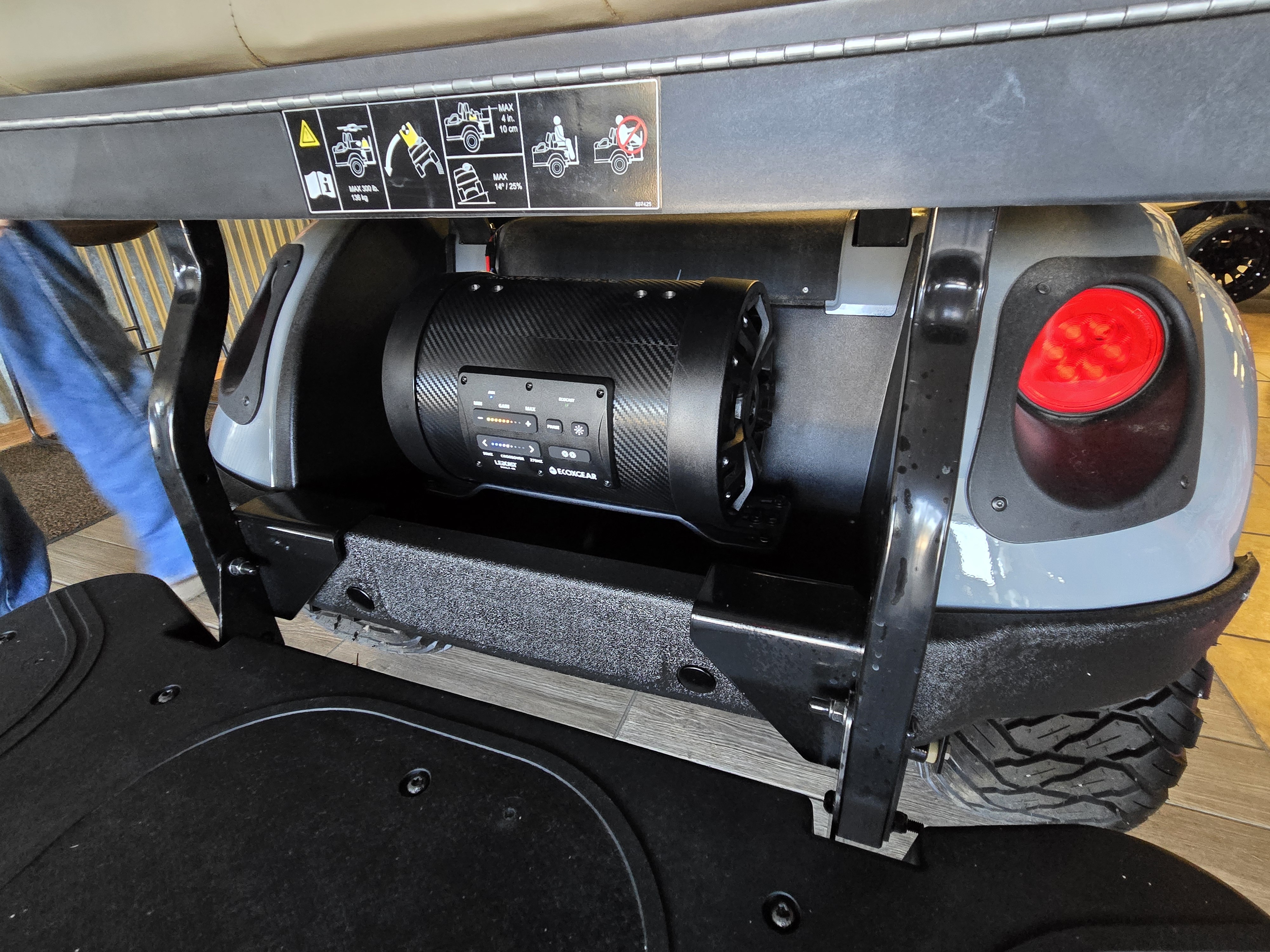 2026 EZGO EXPRESS photo 5
