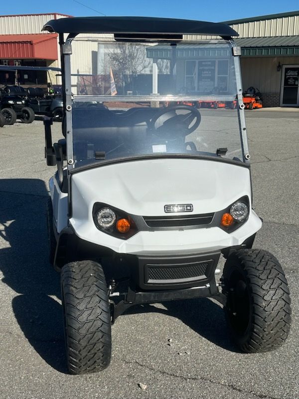2026 E-Z-GO MY26 Express 4 Touring S 13.5 Gas — photo 2