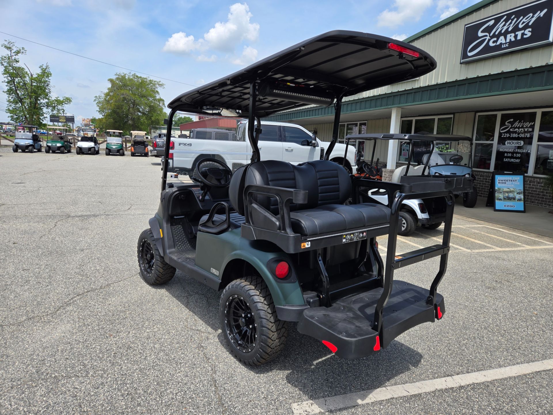 2026 E-Z-GO RXV 4 Summit XT Elite Lithium — photo 3