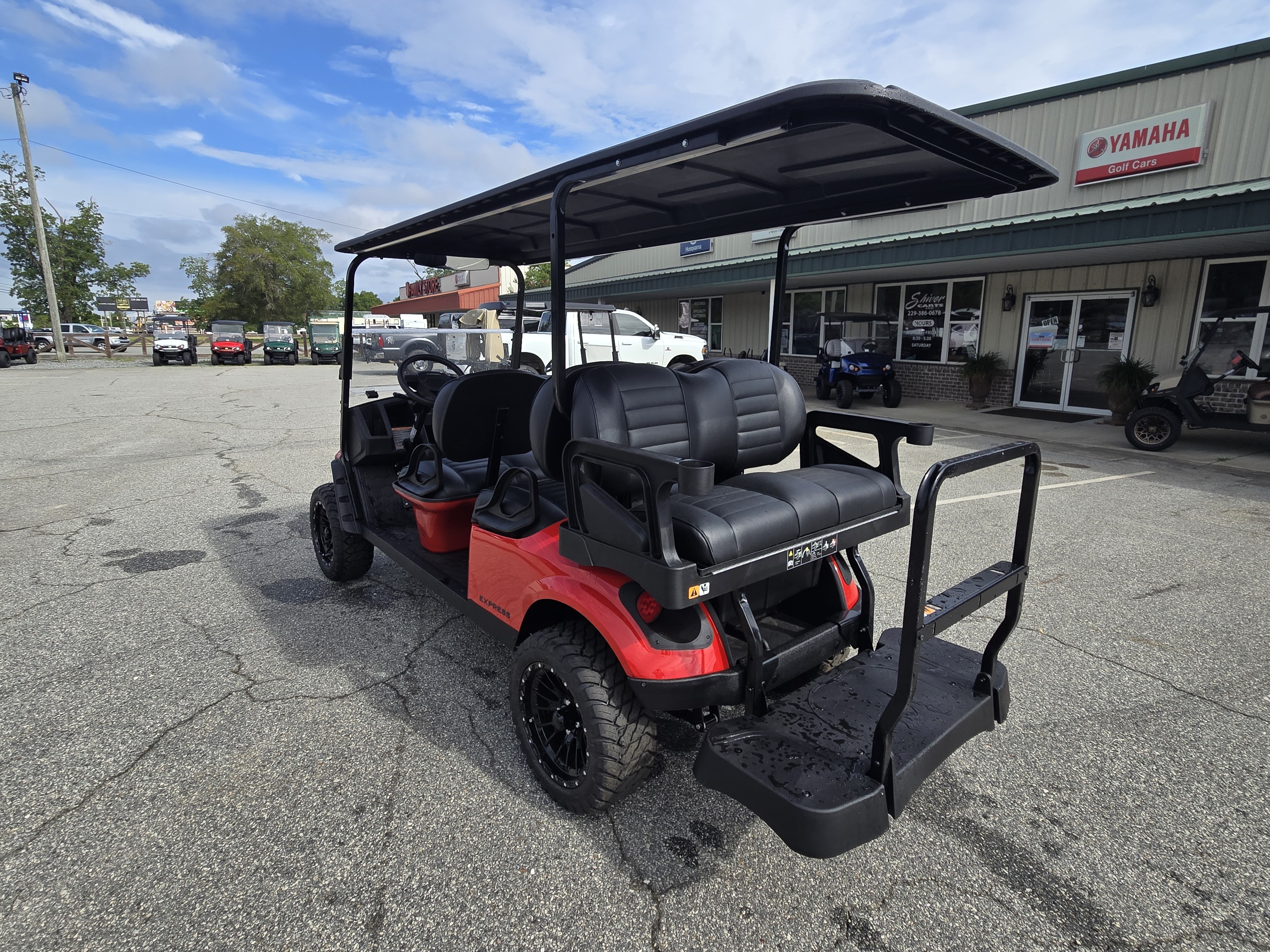2027 E-Z-GO Express 6 Summit X 13.5-hp Gas — photo 3