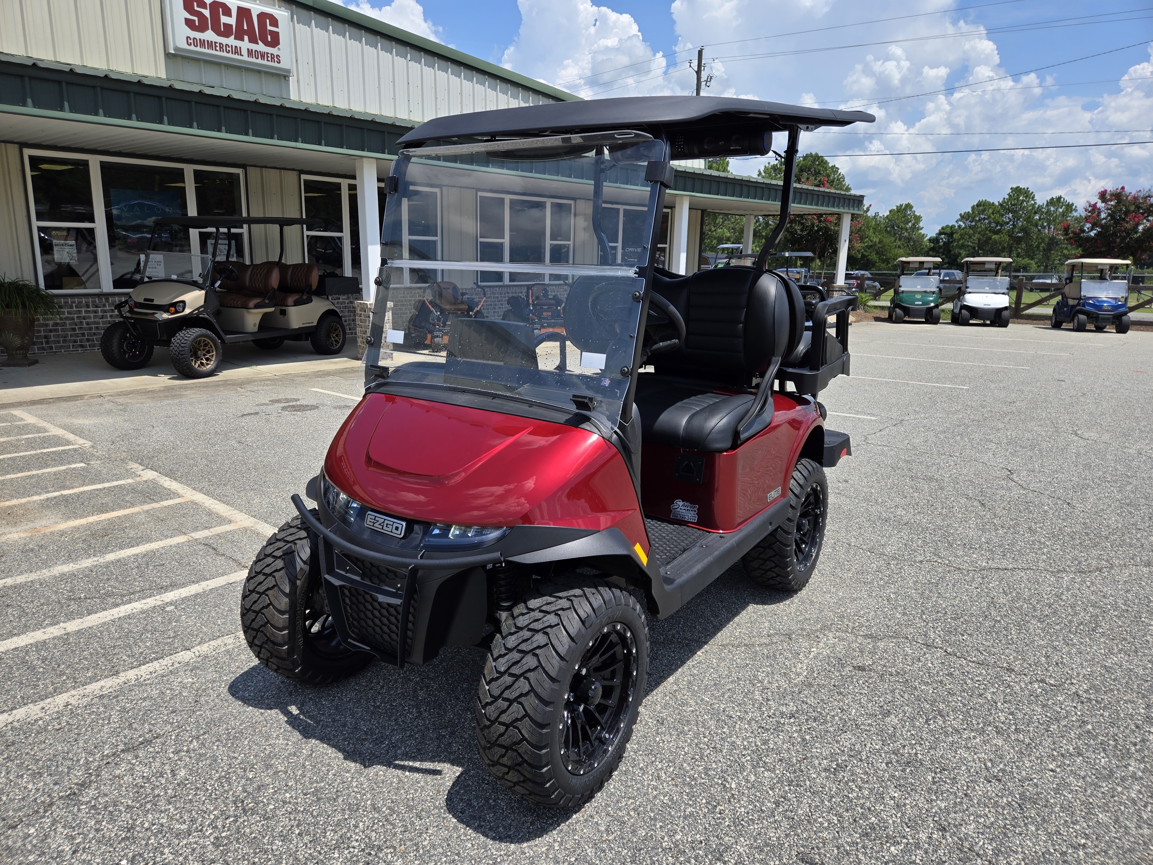 2026 E-Z-GO RXV 4 Summit XT Elite Lithium — photo 2