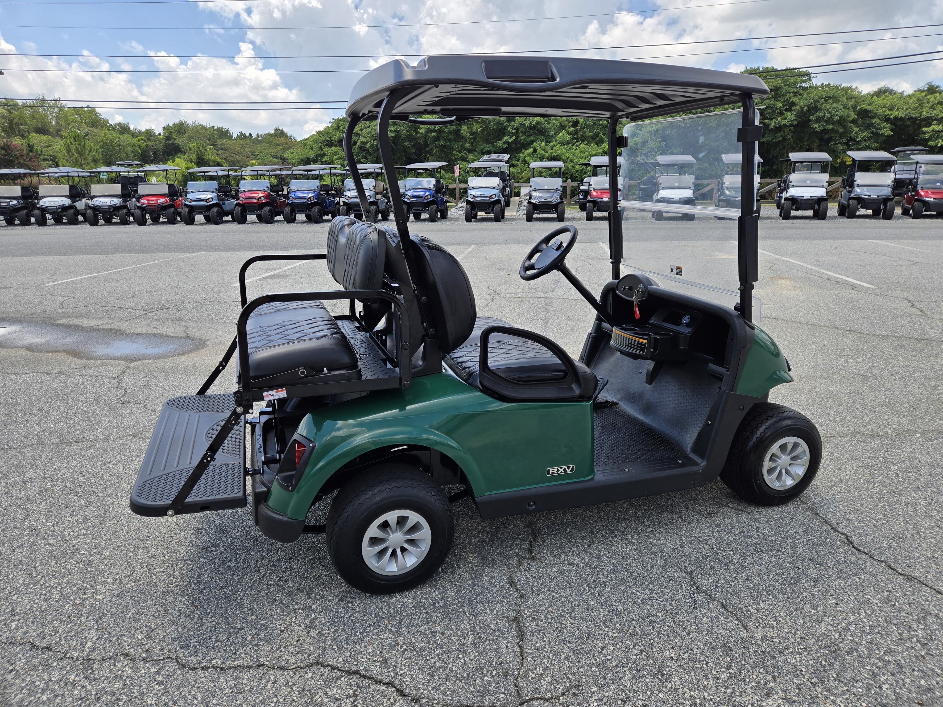 2019 E-Z-GO EZGO RXV ELECT (USED) — photo 4