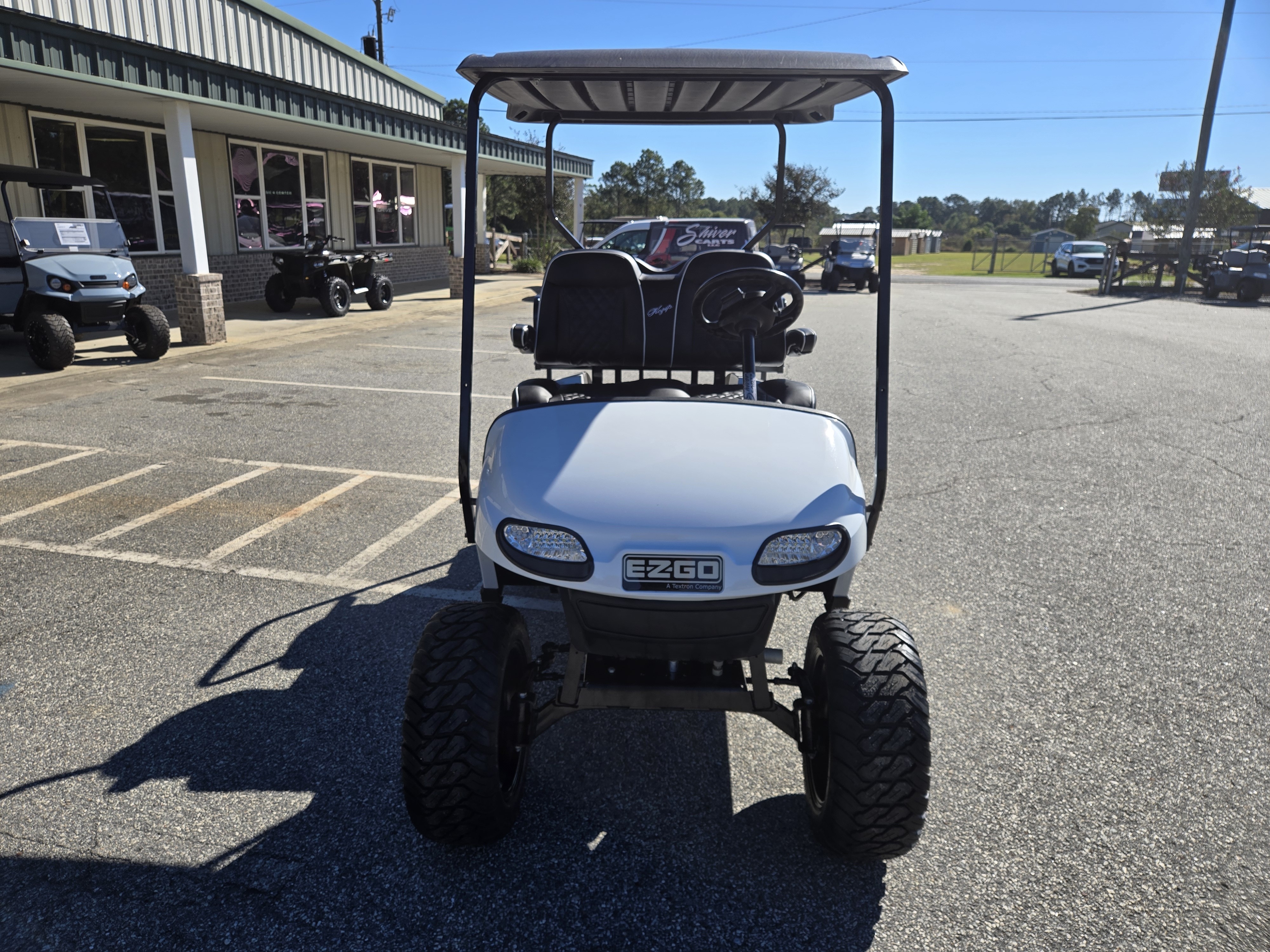 2021 EZGO TXT photo 2