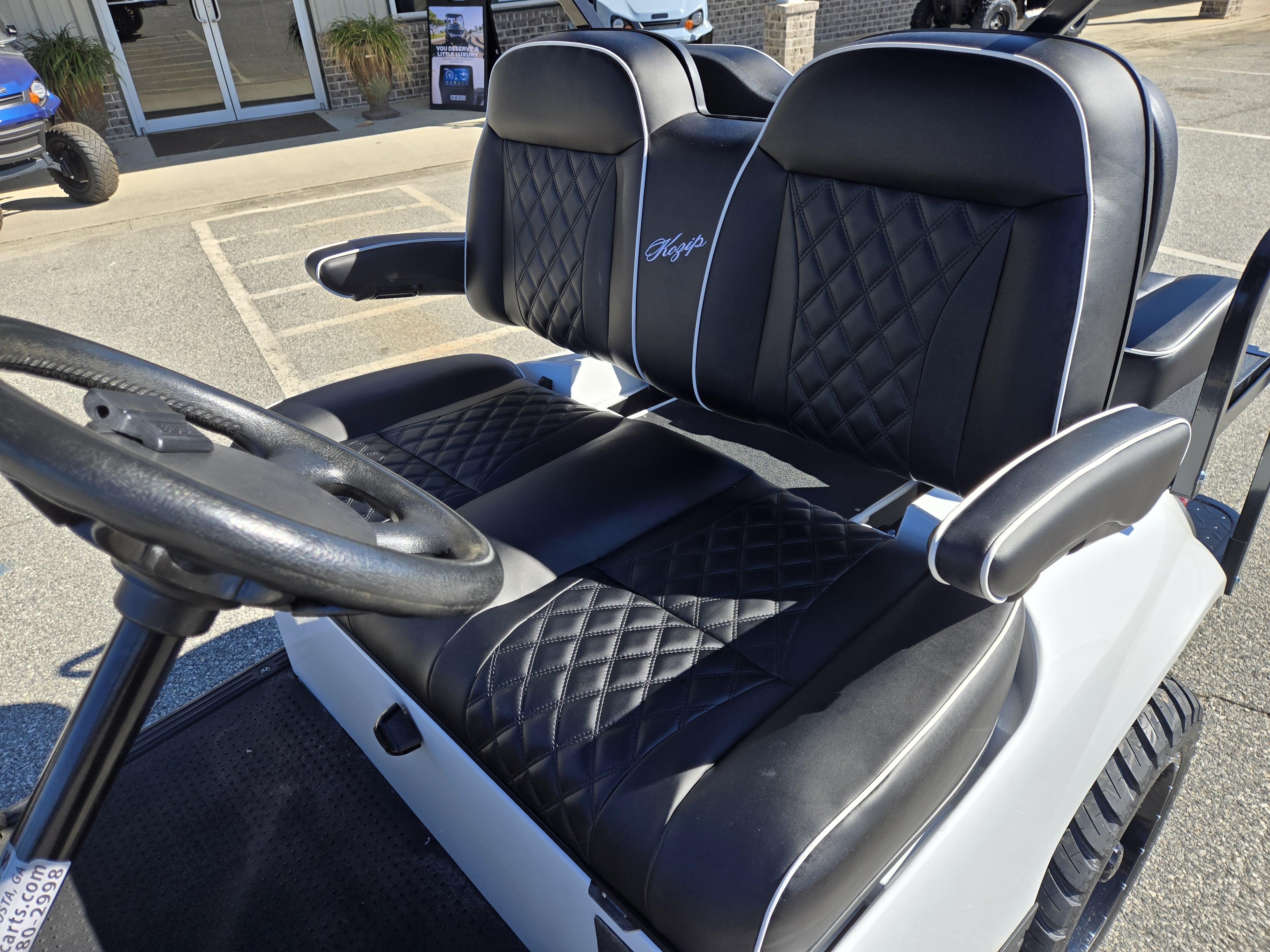 2021 EZGO TXT photo 5